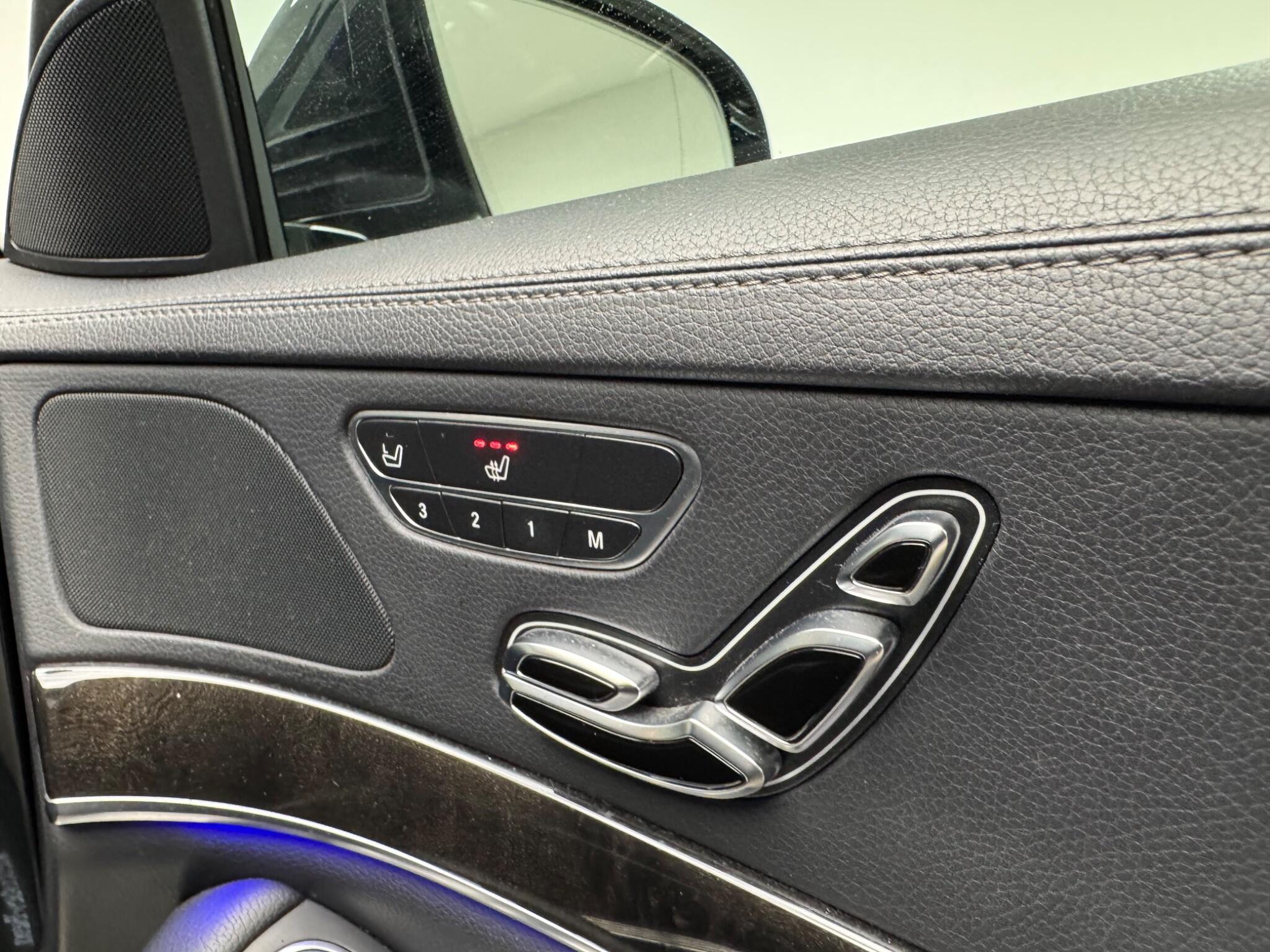 Mercedes-Benz S-Class view 11