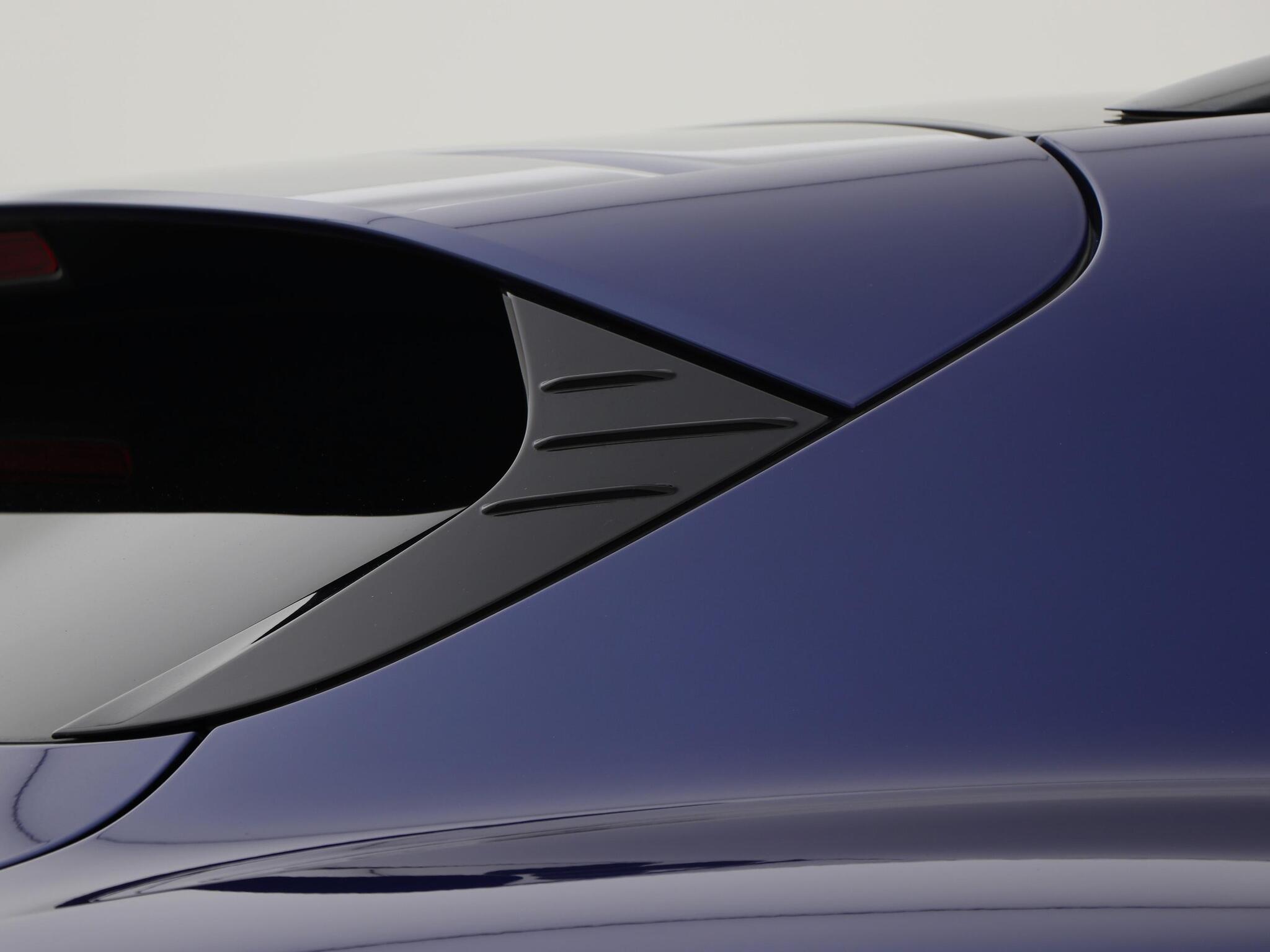 Porsche Taycan view 16
