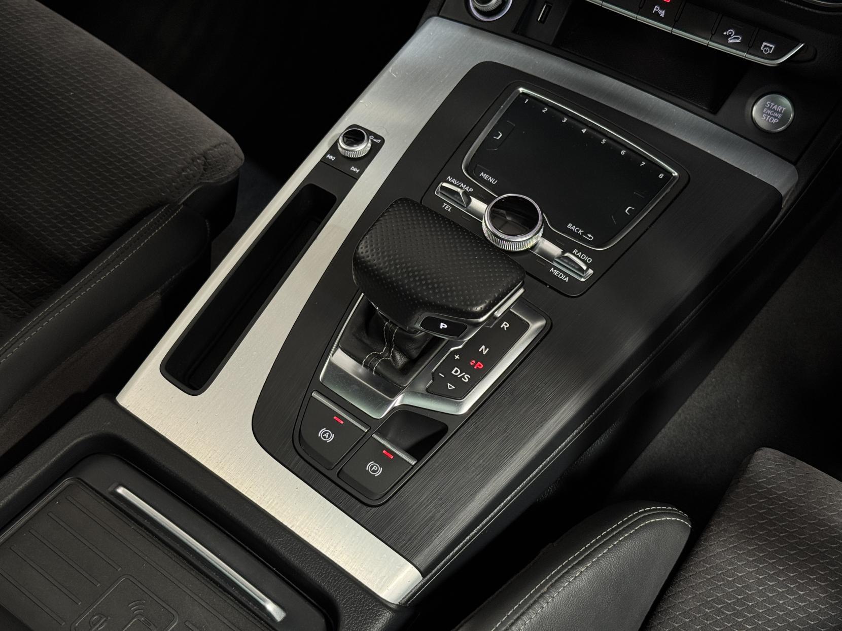 Audi Q5 view 33