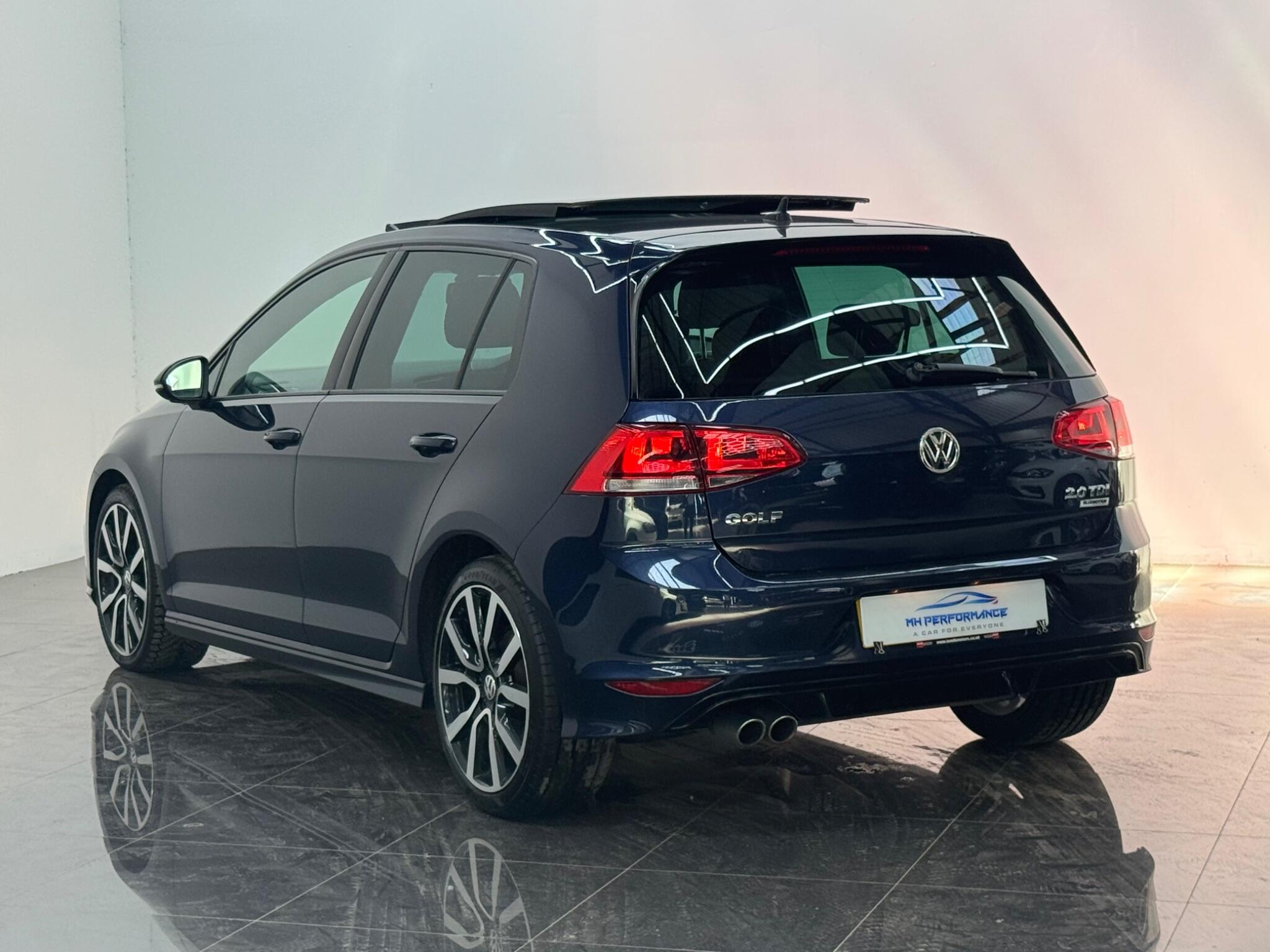 Volkswagen Golf view 7