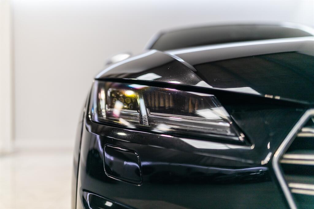 Audi TTS view 11