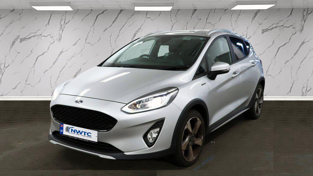 Ford Fiesta view 5