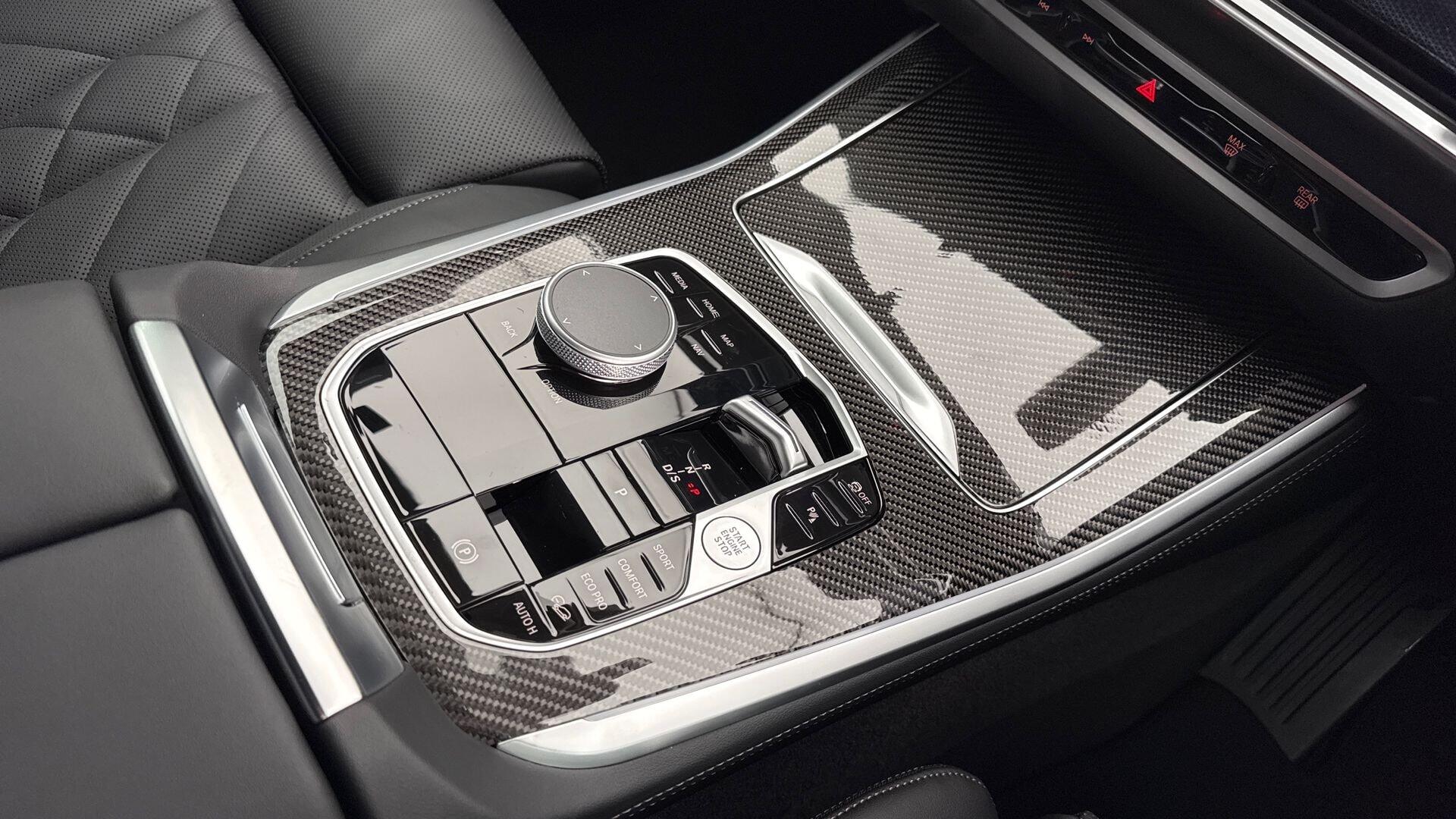 BMW X5 view 10