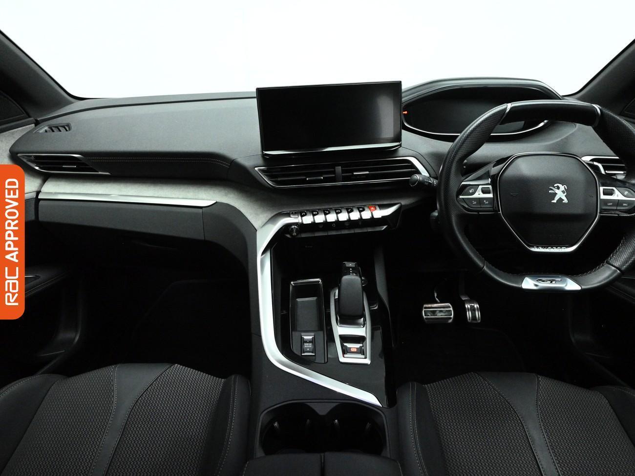 Peugeot 3008 view 2