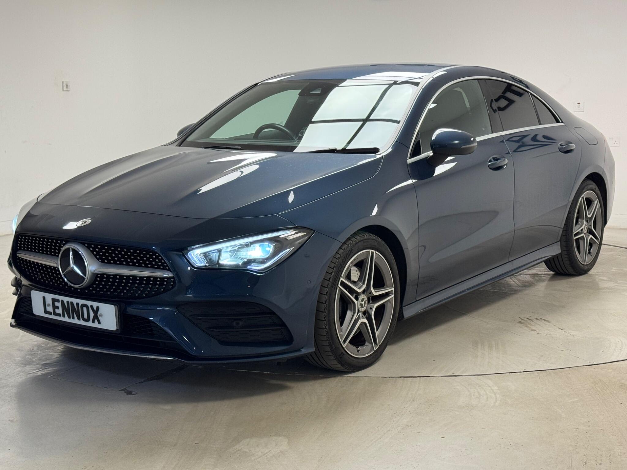 Mercedes-Benz Cla view 3