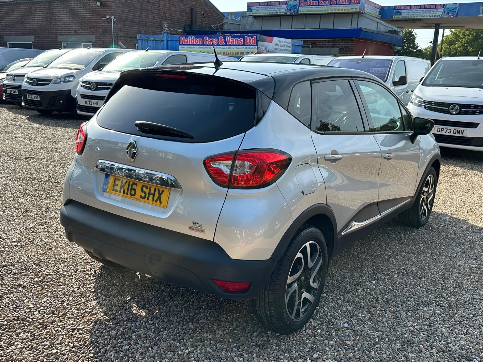 Renault Captur view 5