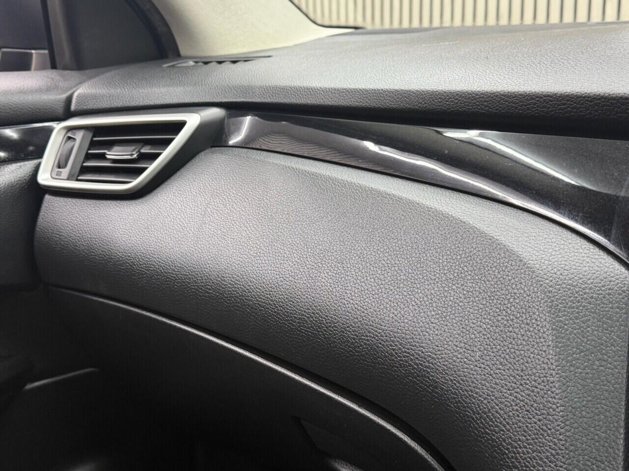 Nissan Qashqai view 24
