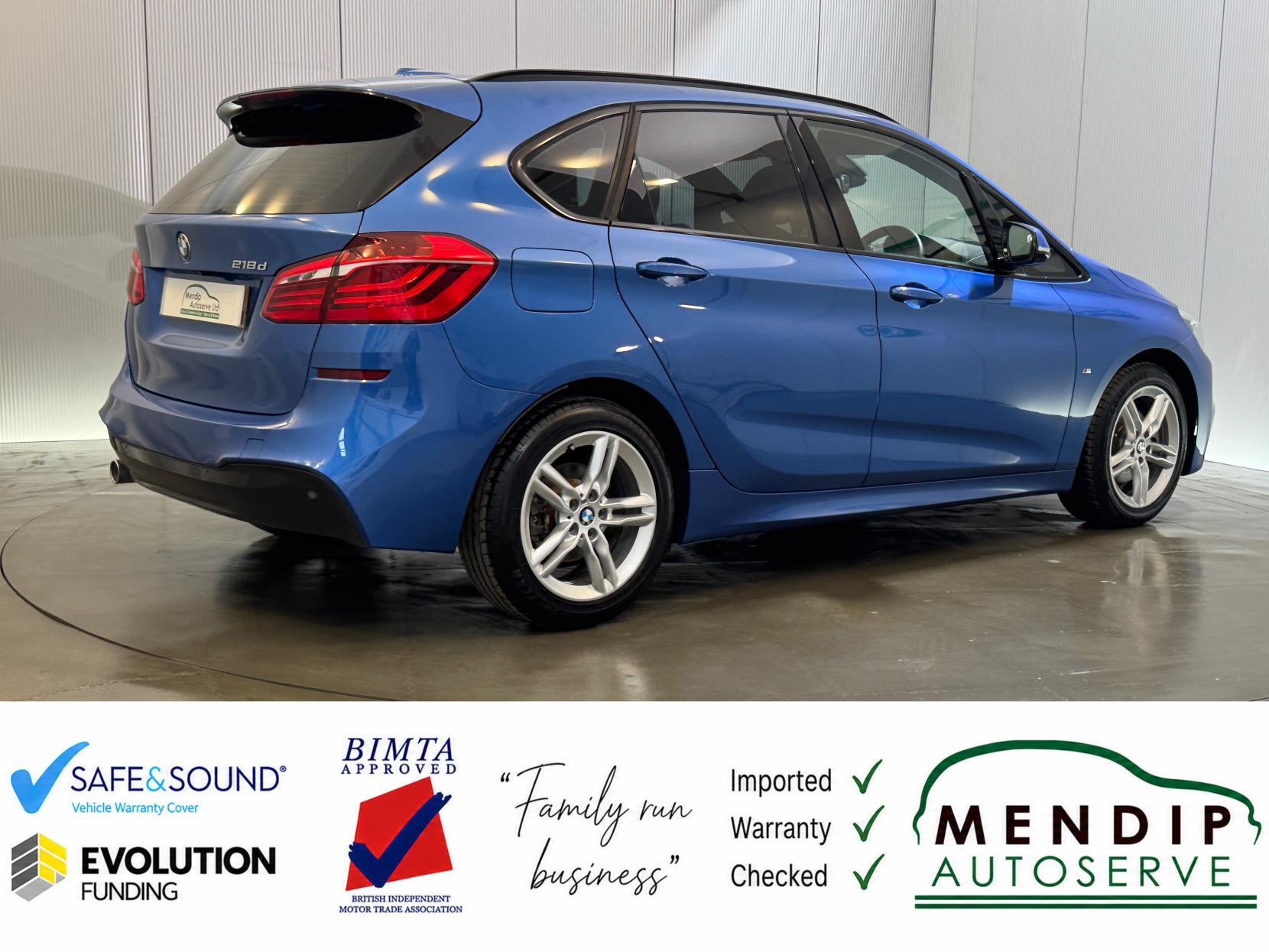 BMW 2 Series view 32