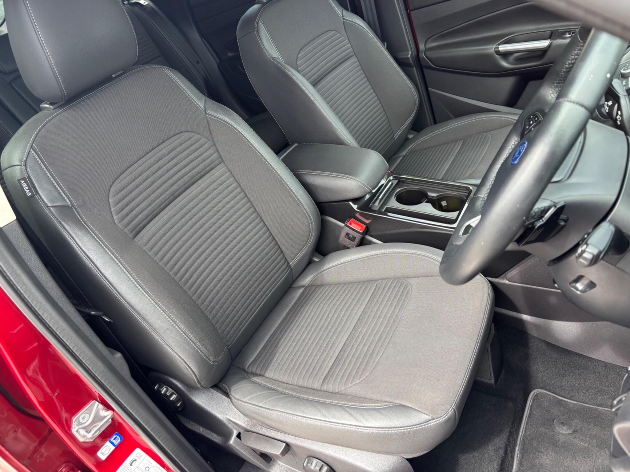 Ford Kuga view 11