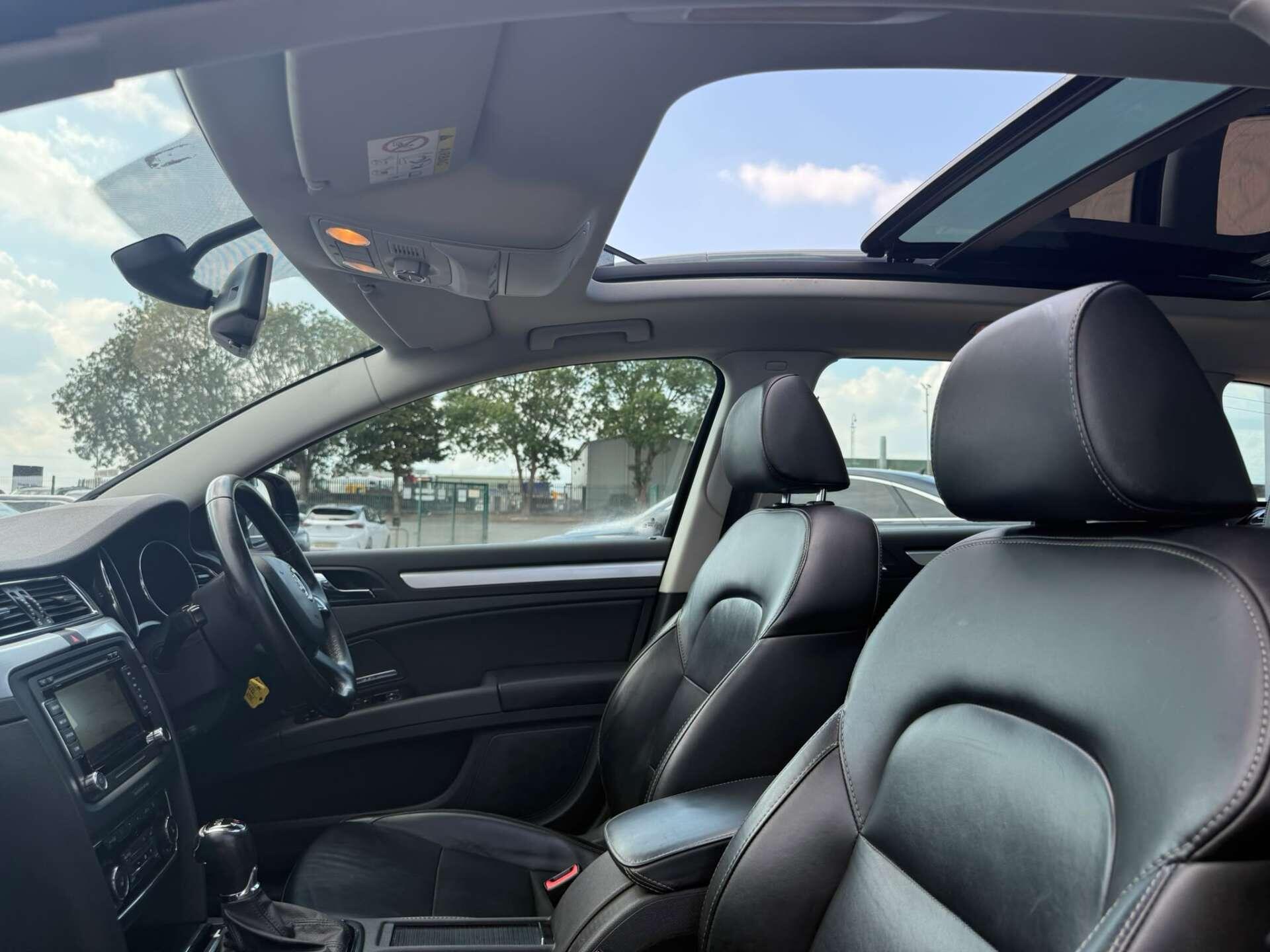 Skoda Superb view 23