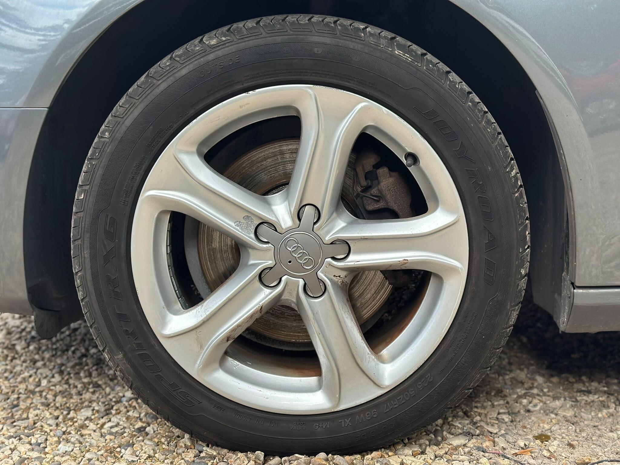 Audi A4 view 59