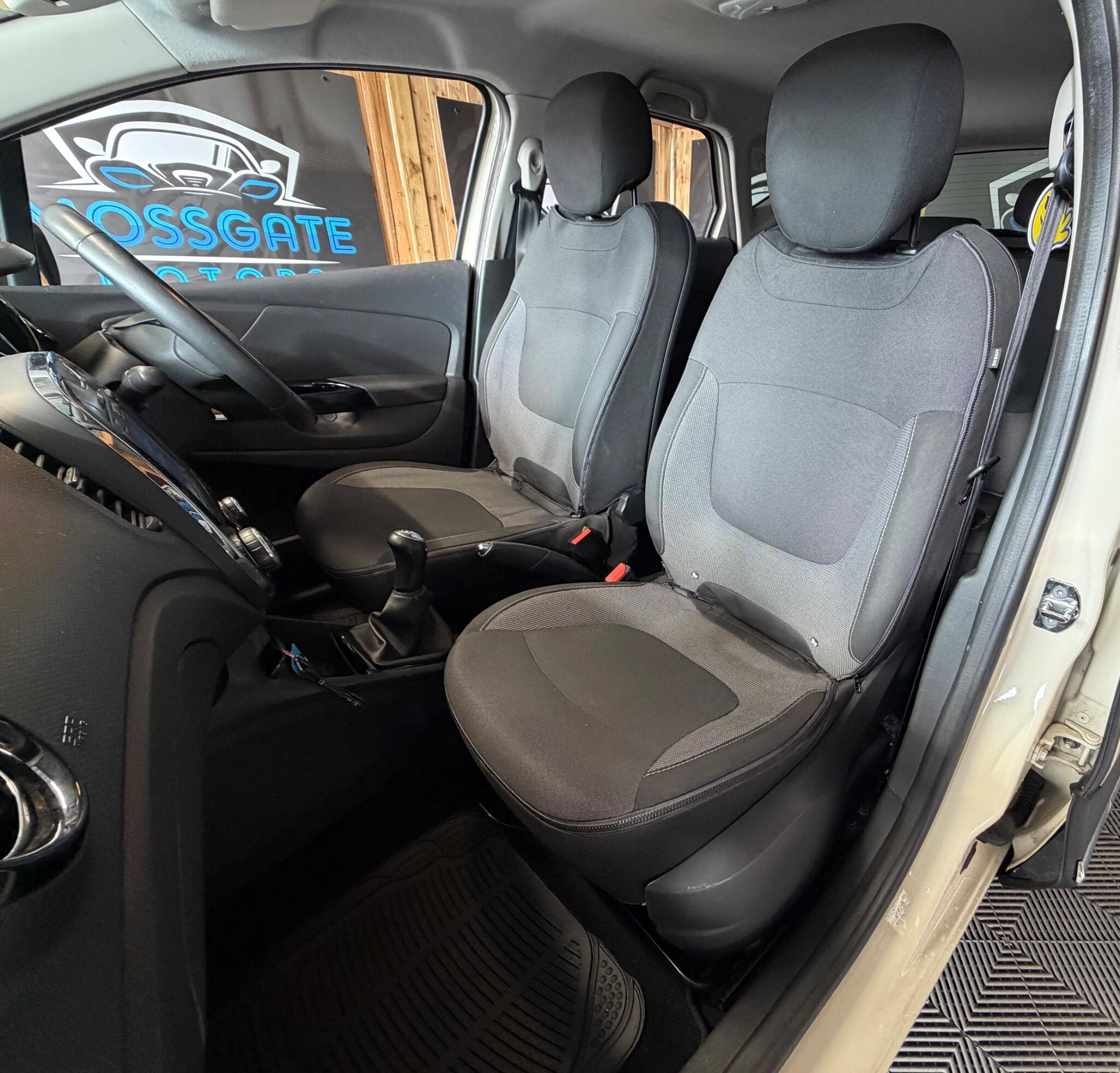 Renault Captur view 31