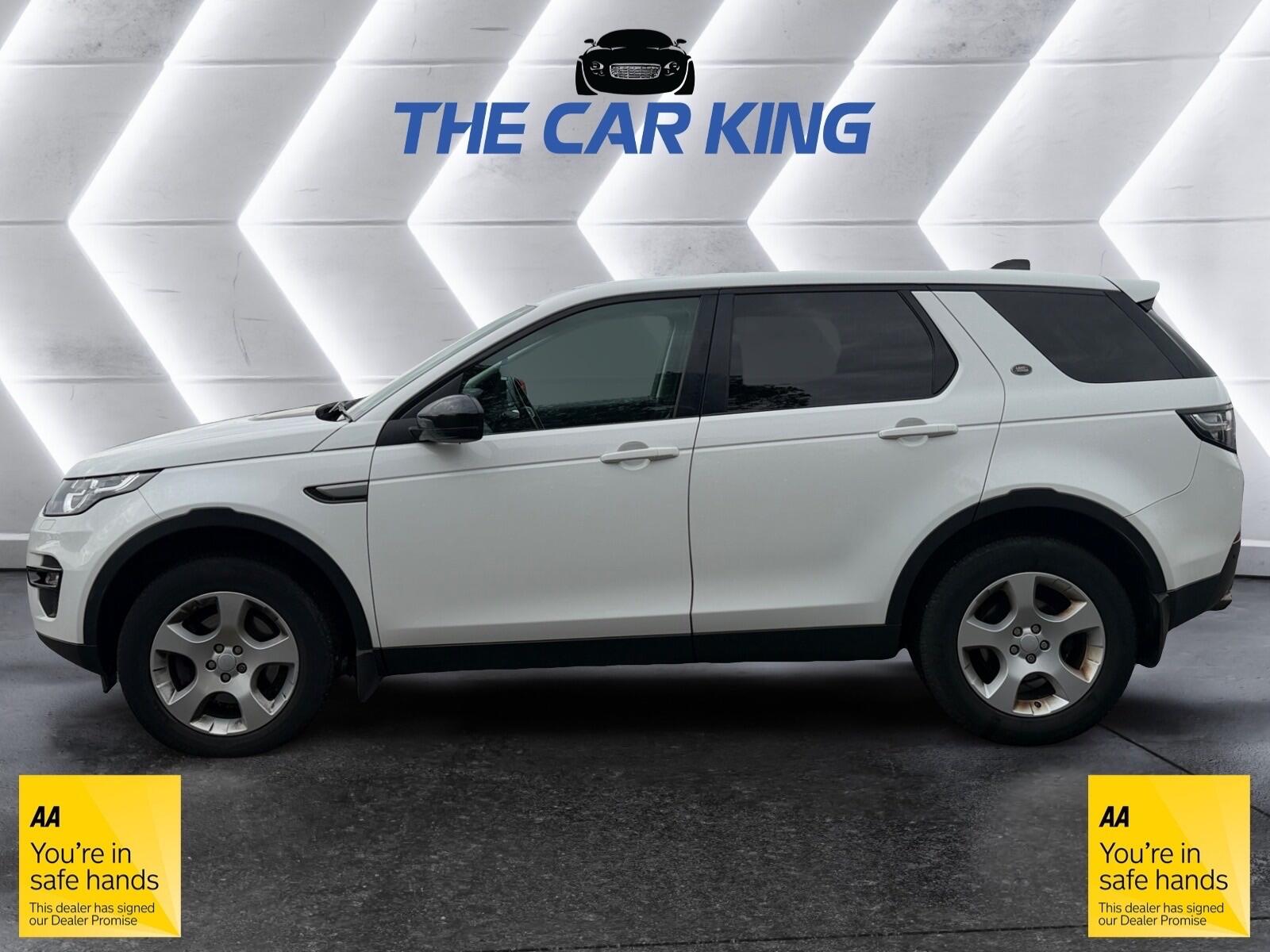 Land Rover Discovery Sport view 5