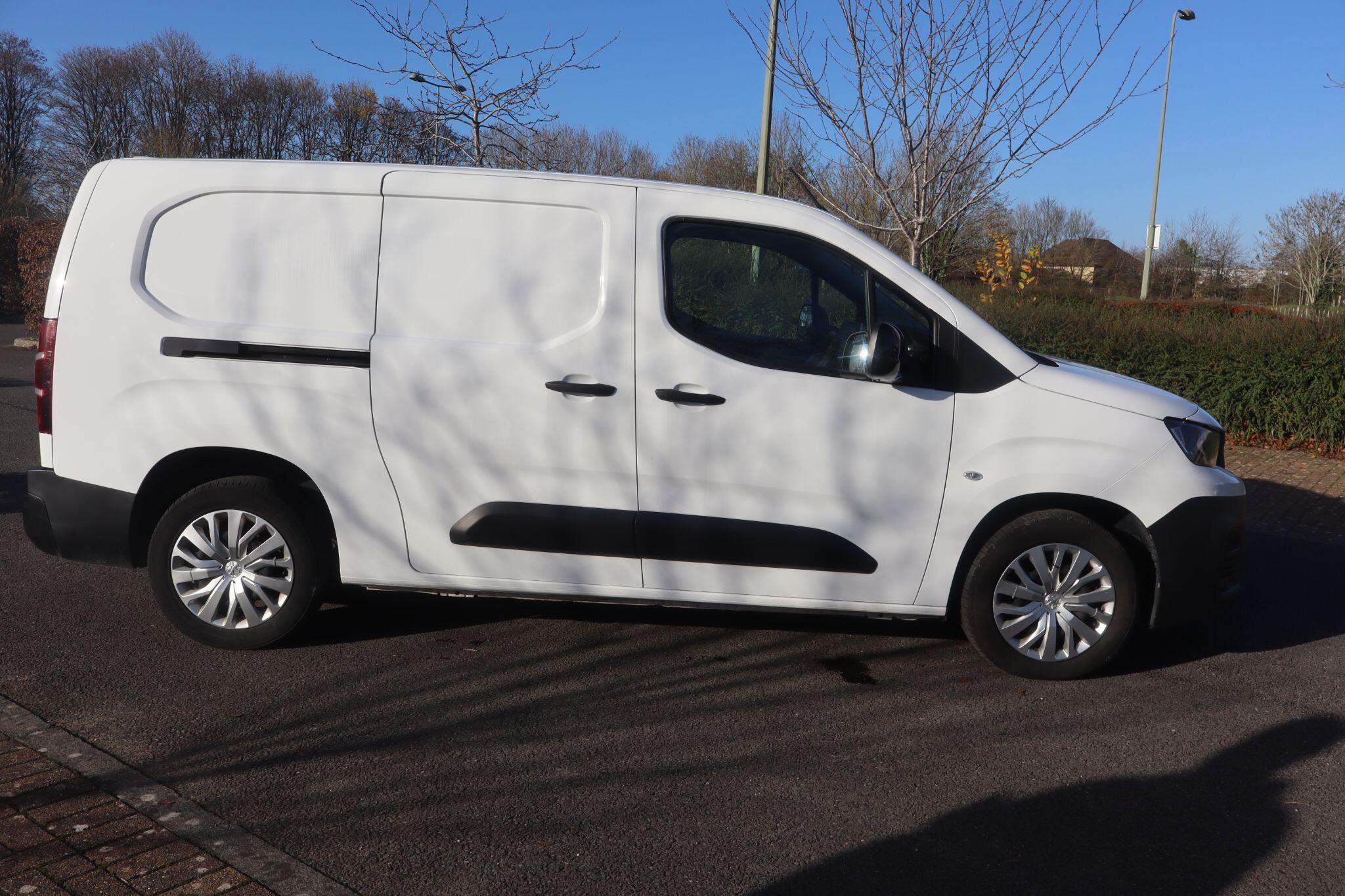 van-images