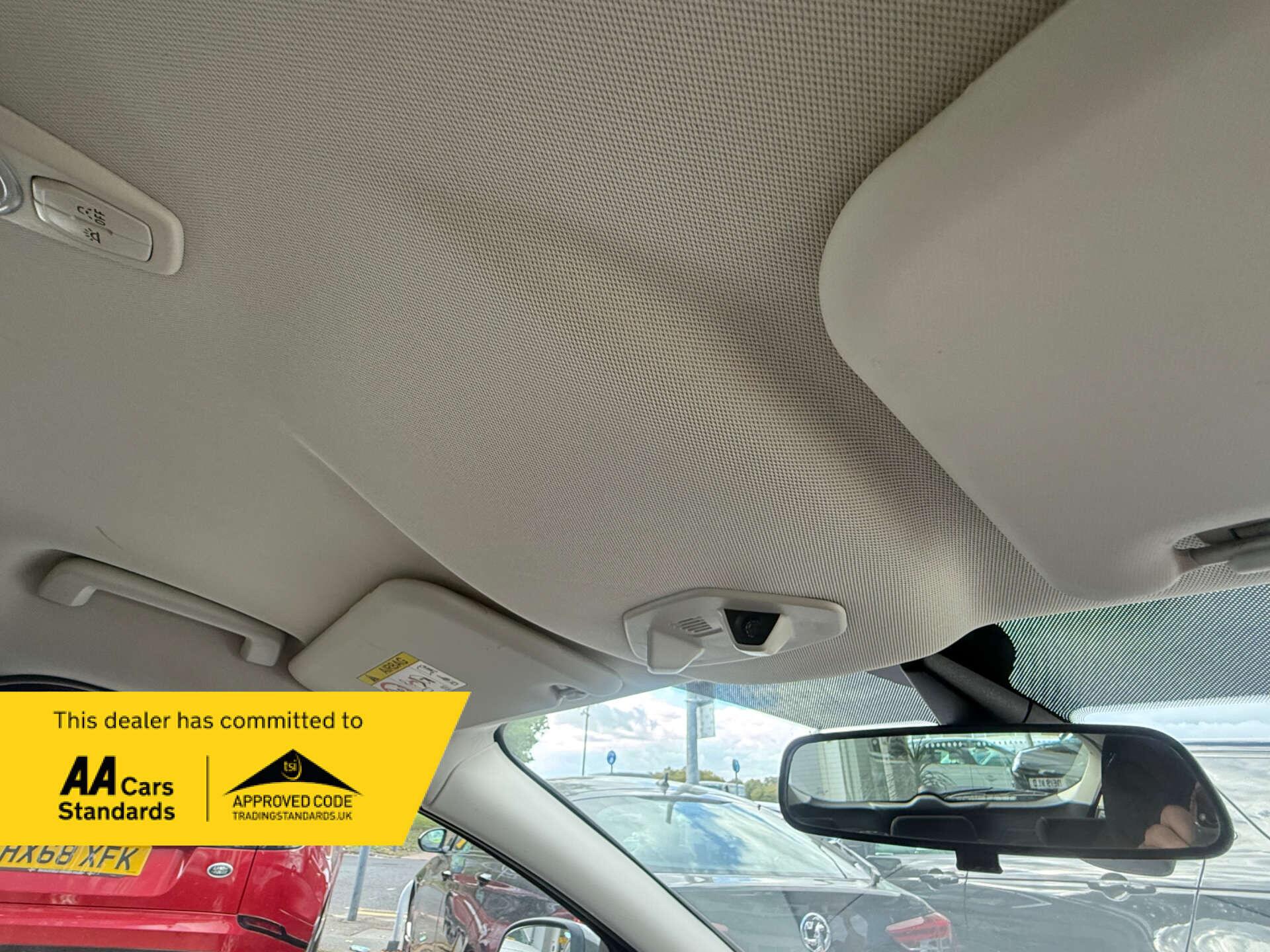 Ford Focus view 49
