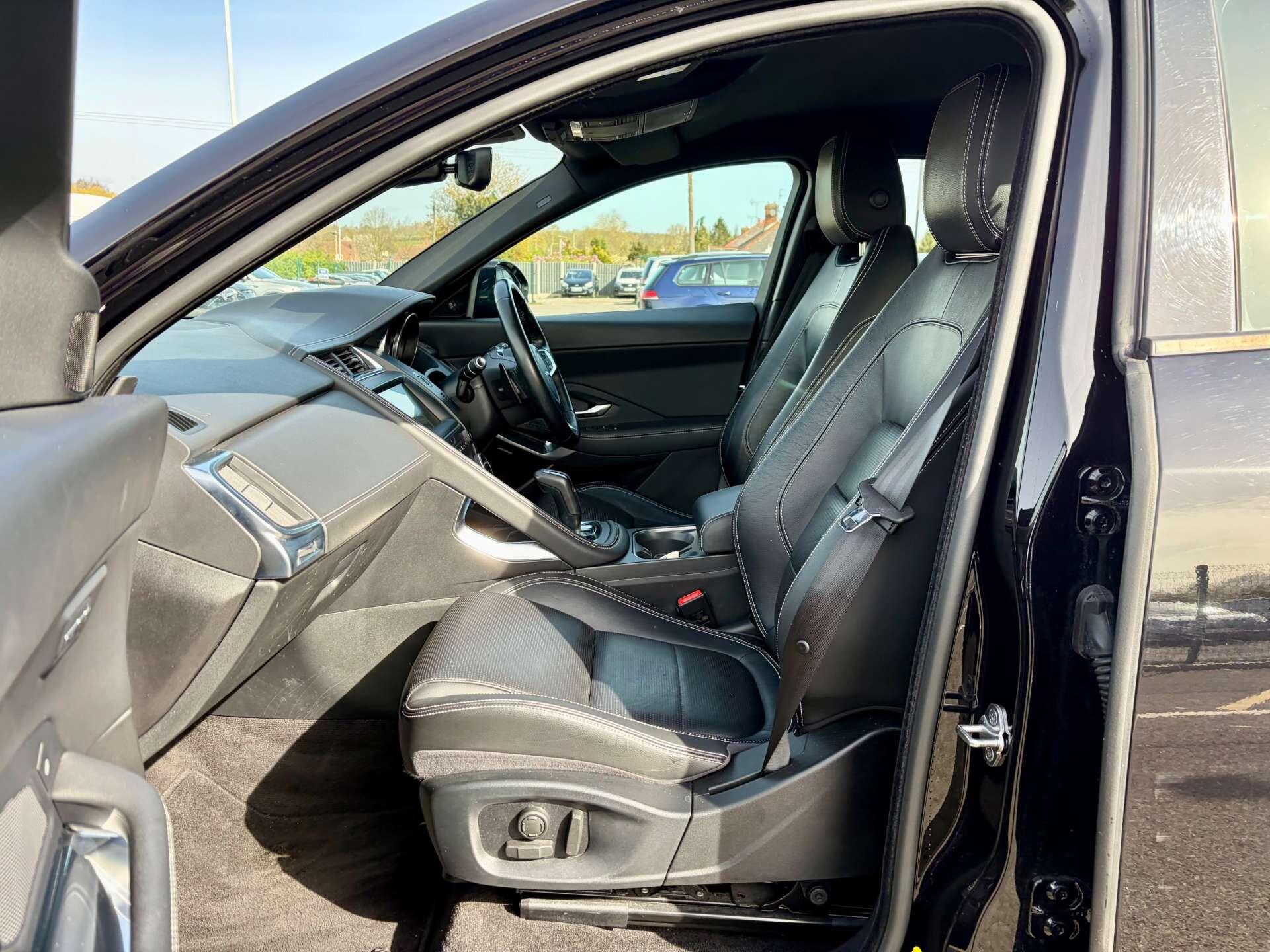 Jaguar E-Pace view 14