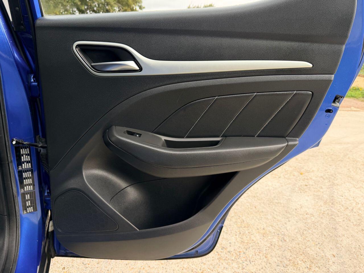 MG ZS view 20