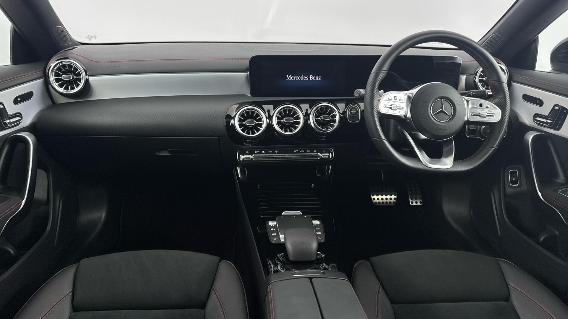 Mercedes-Benz CLA view 11