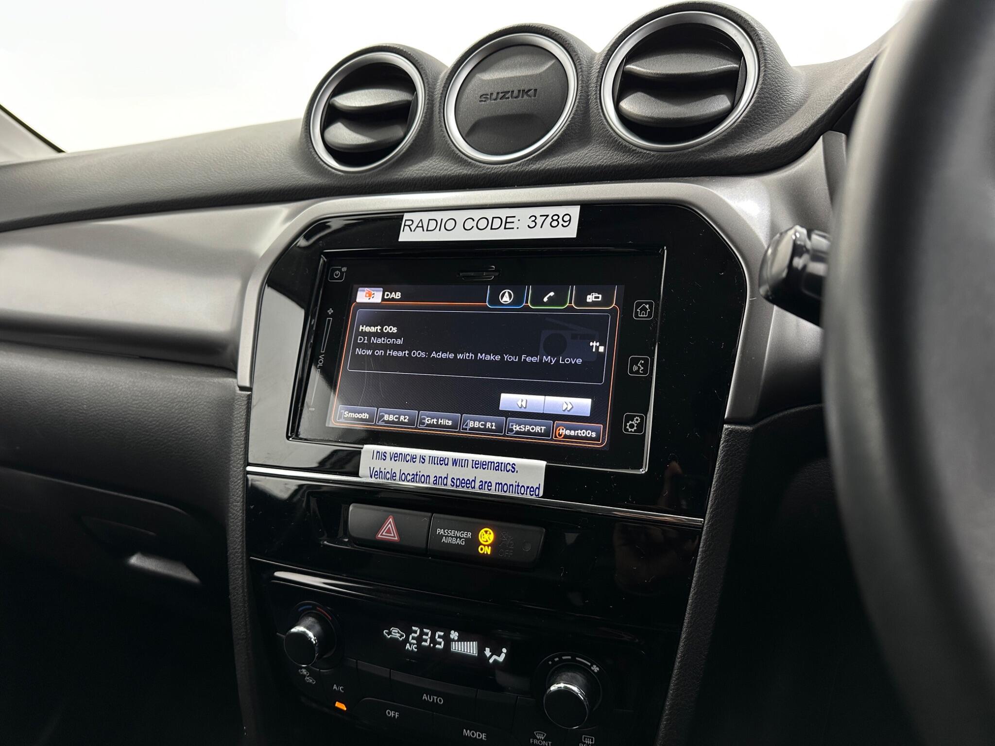 Suzuki Vitara view 23