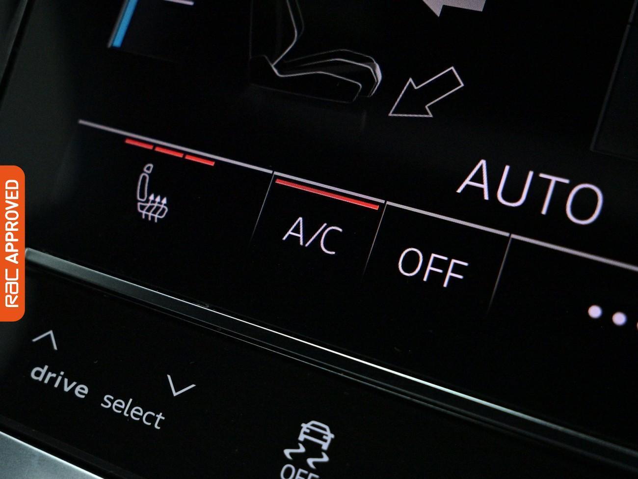 Audi E-Tron view 20