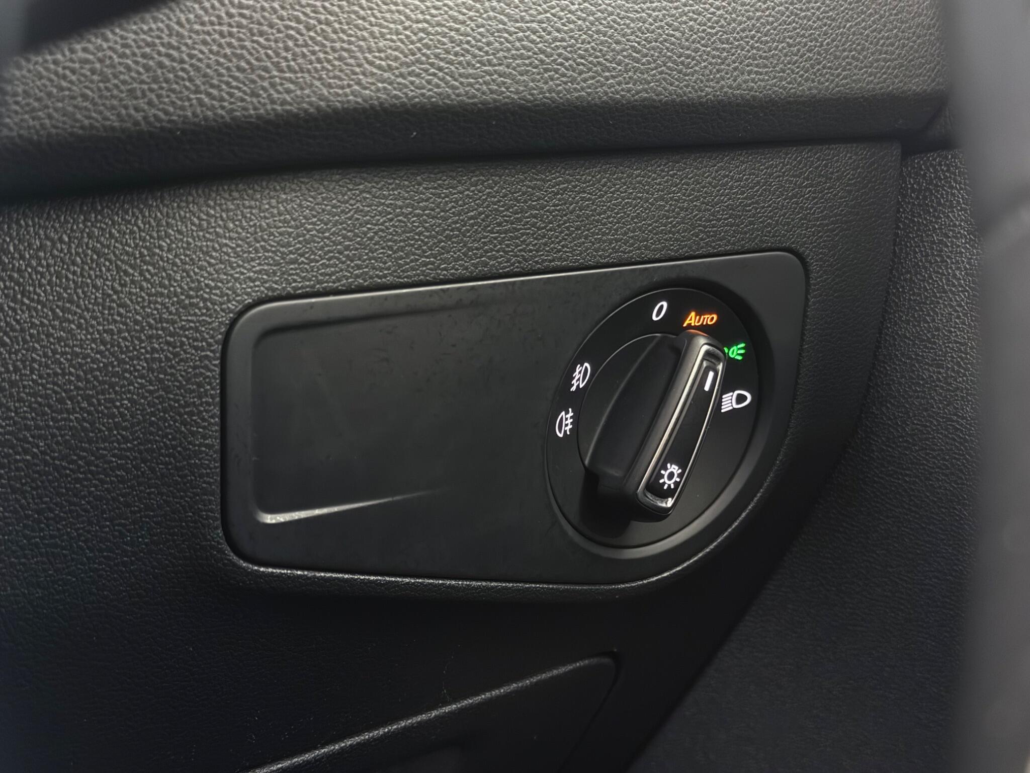 Volkswagen Tiguan view 28