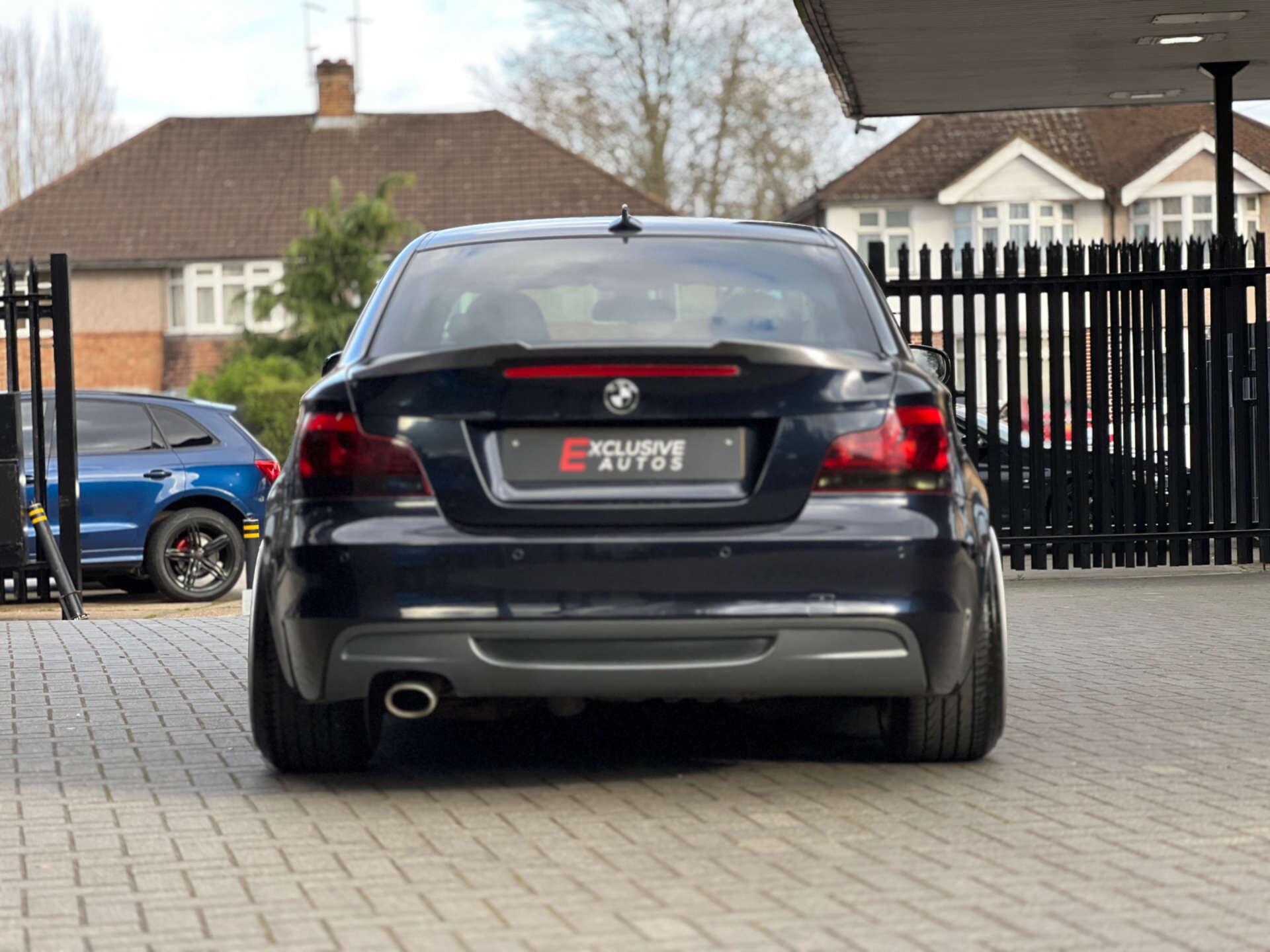 BMW 1 Series view 5