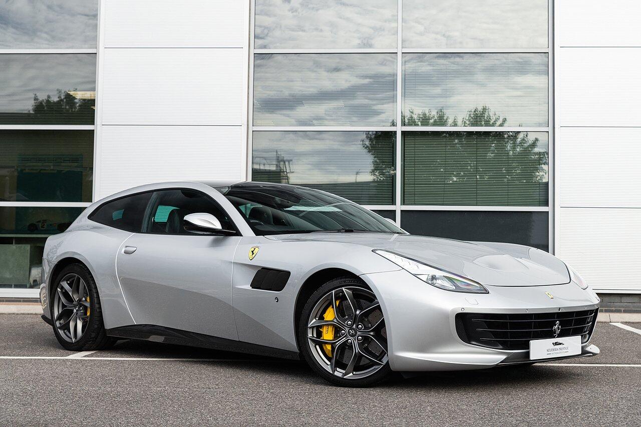 Ferrari GTC4Lusso