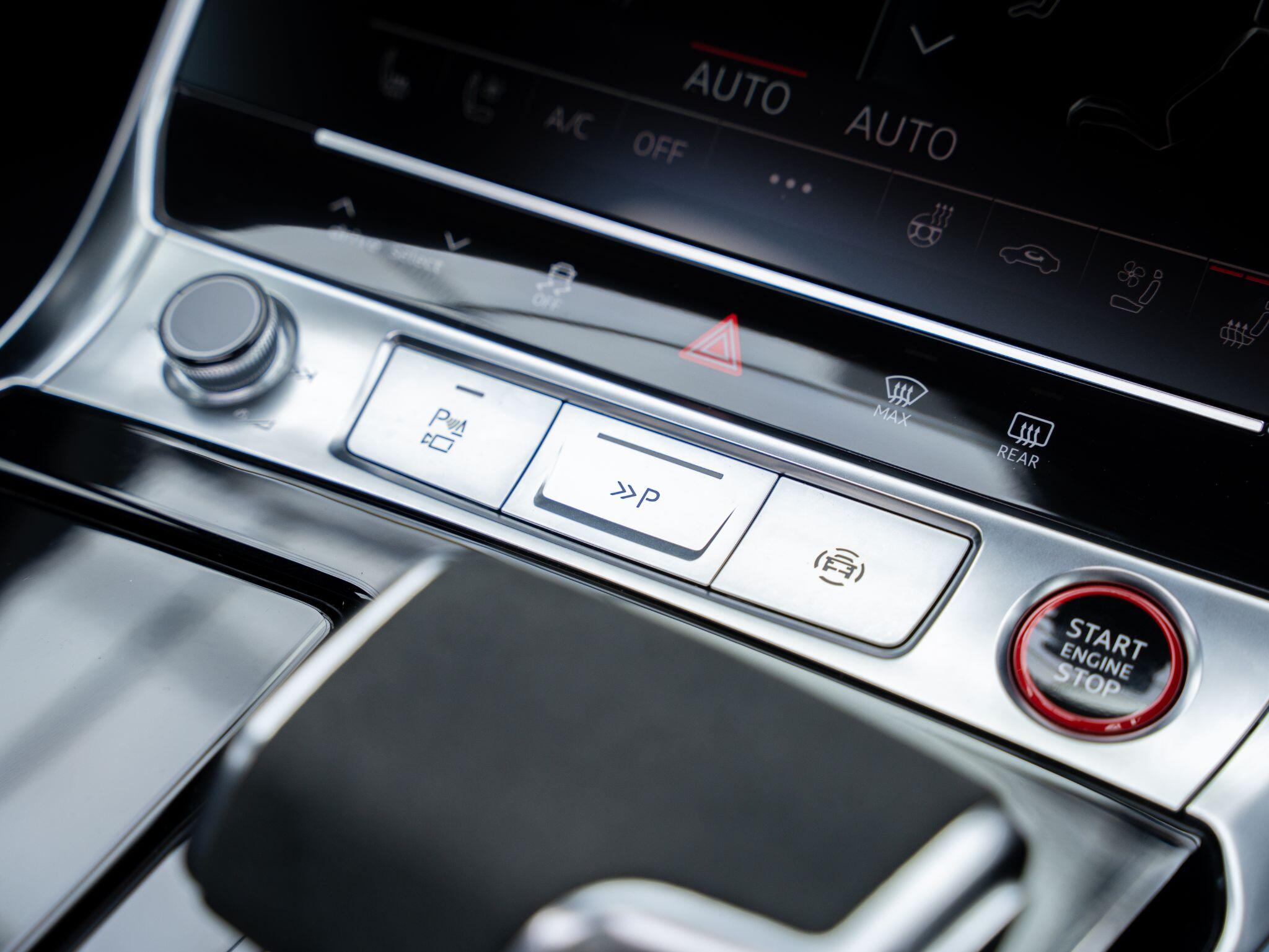 Audi RS6 view 20