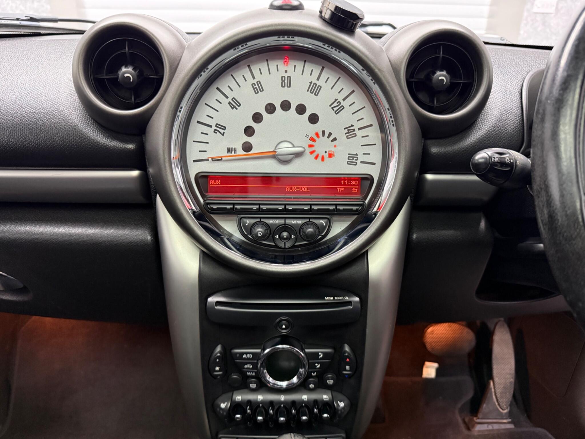Mini Countryman view 23