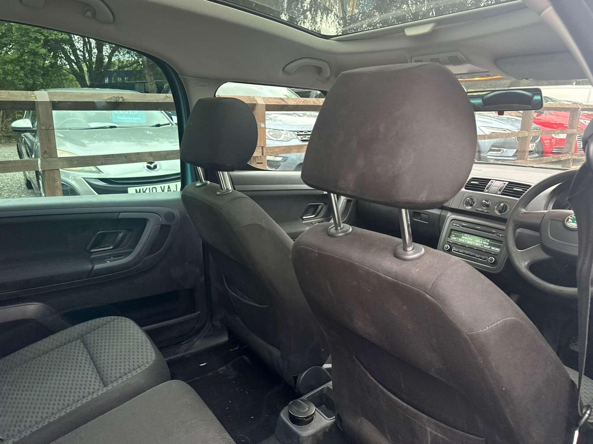 Skoda Roomster view 10