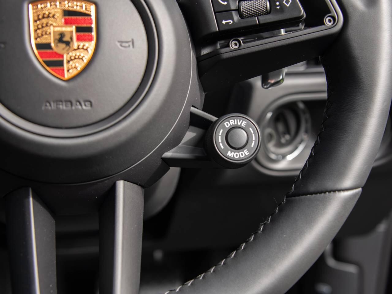 Porsche Macan view 51