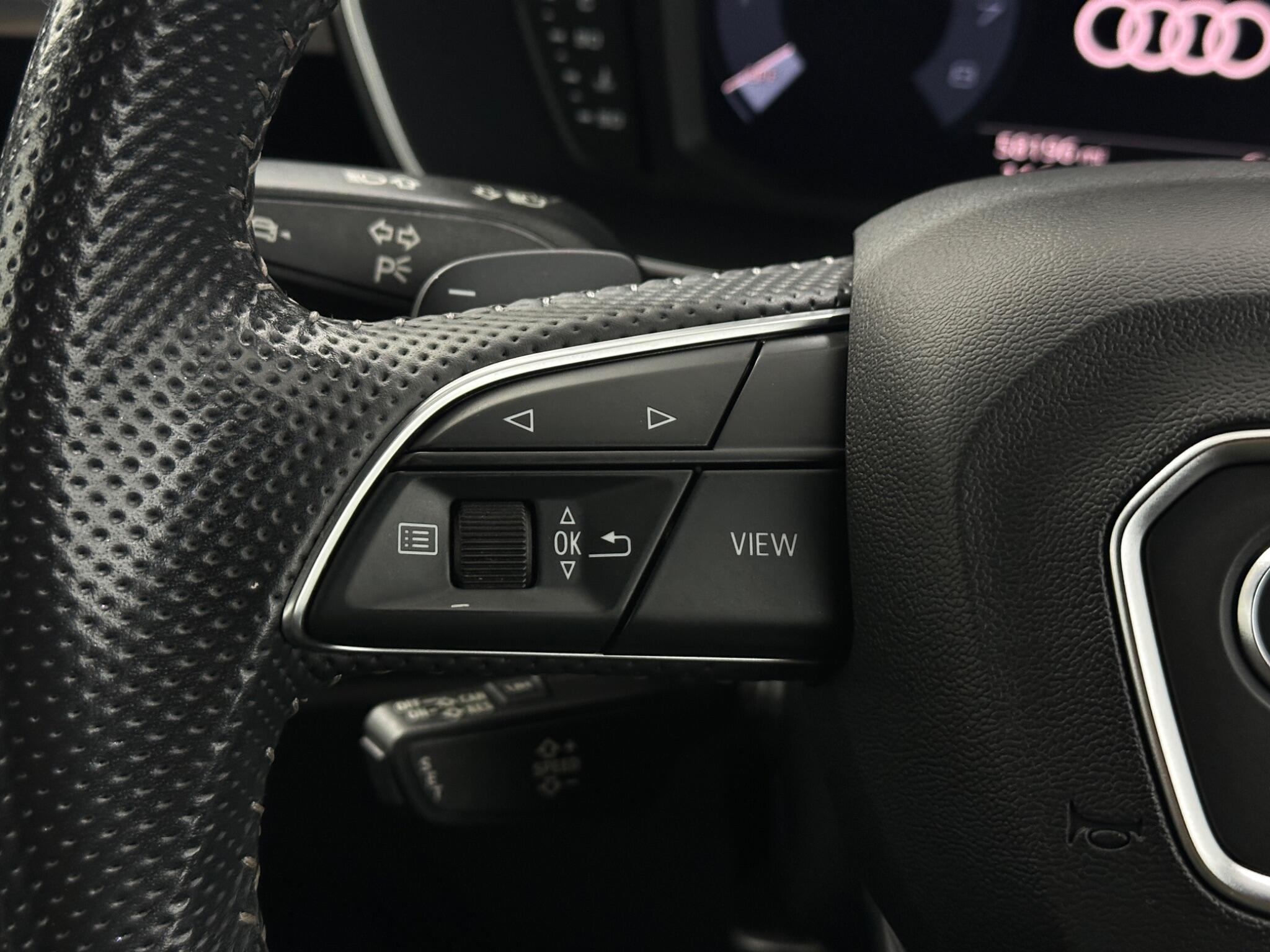 Audi Q3 view 15