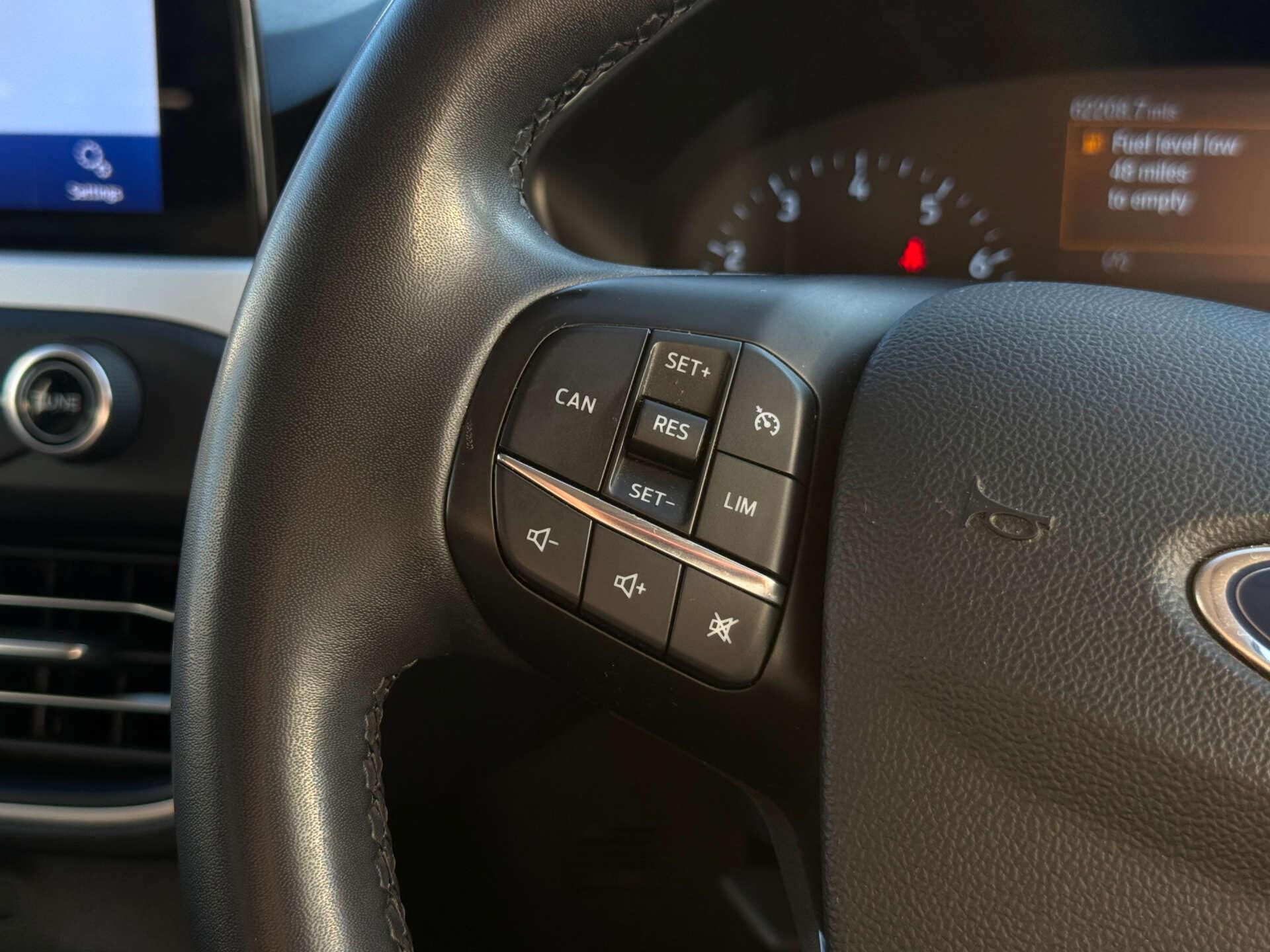 Ford Focus view 43