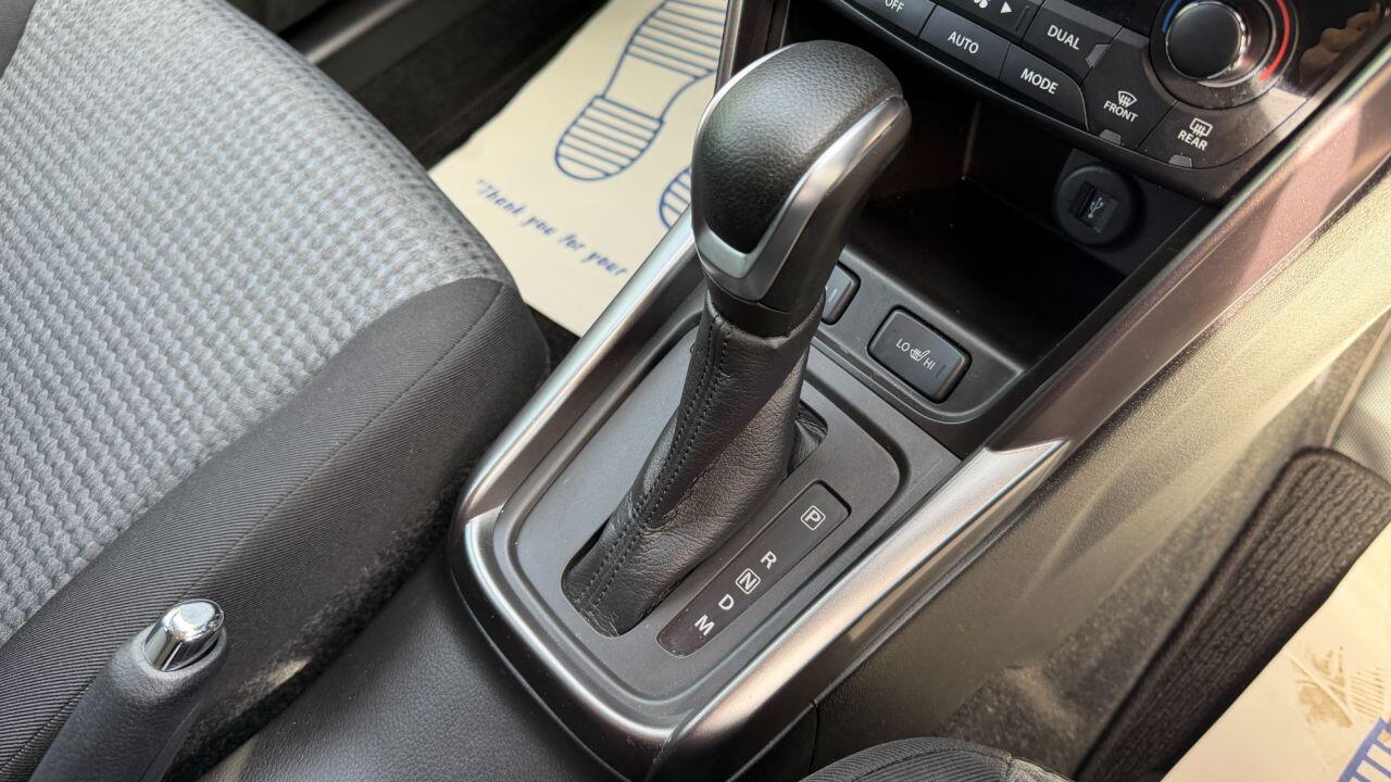 Suzuki S-Cross view 26