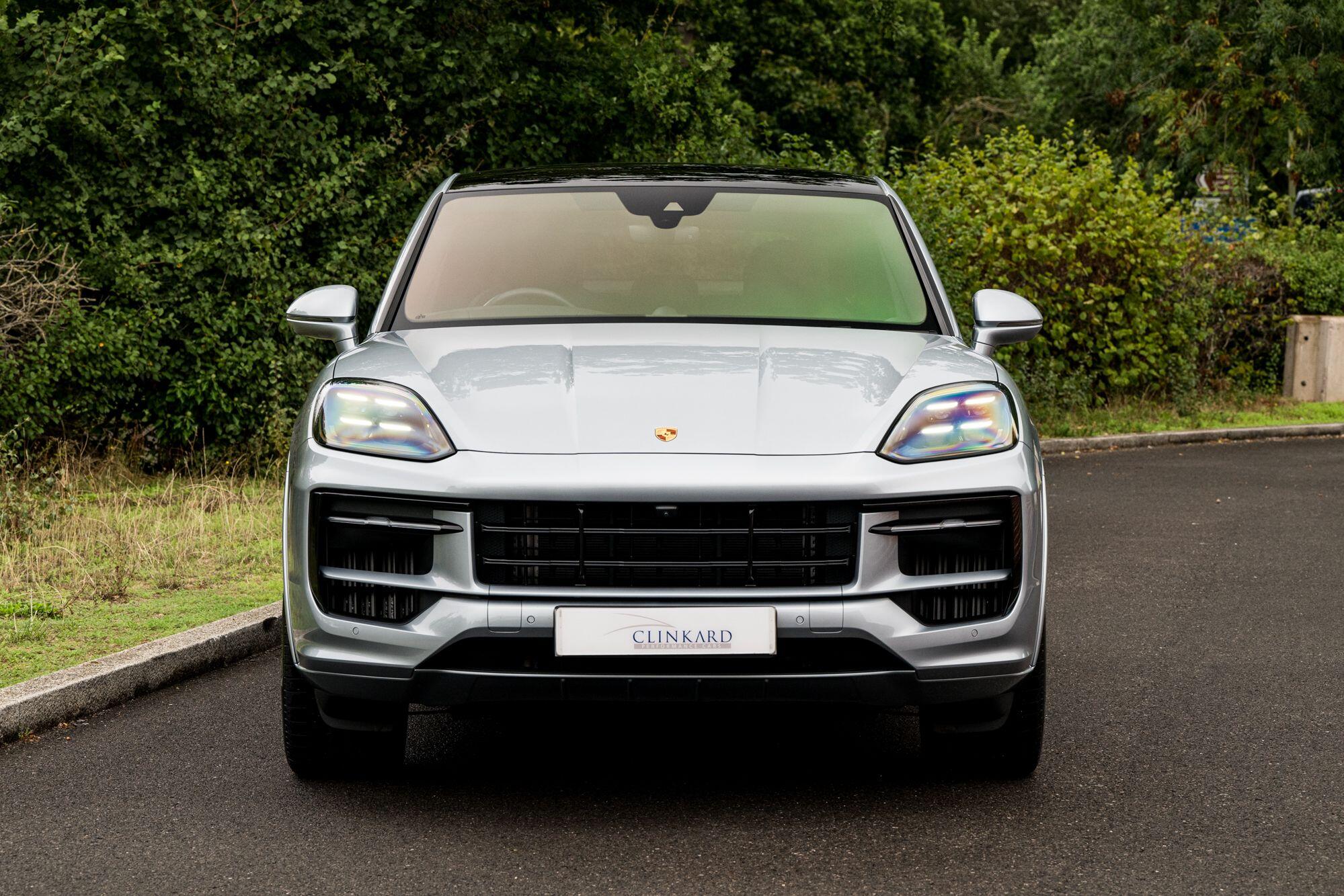 Porsche Cayenne view 2