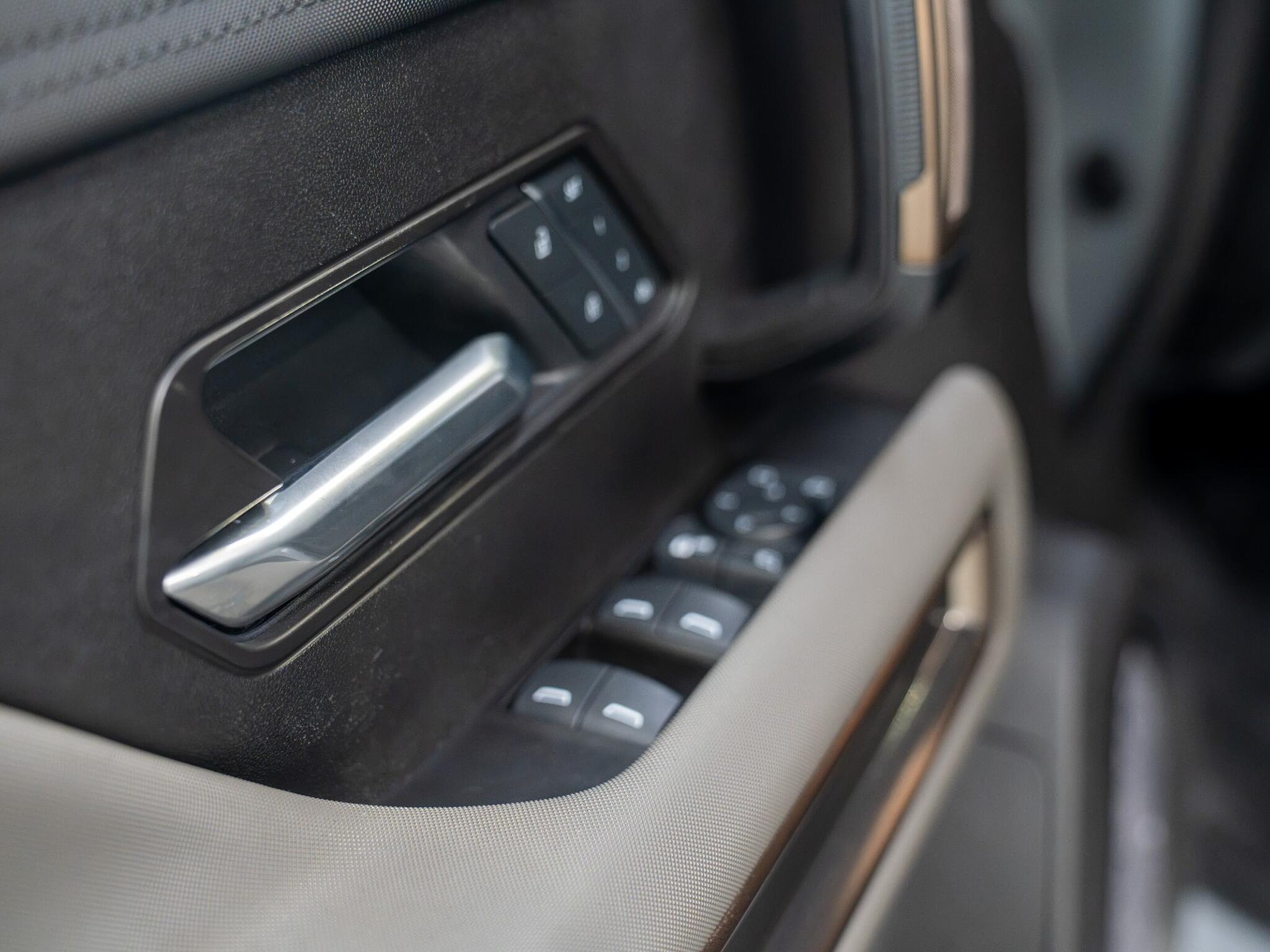 Hummer H3 view 9