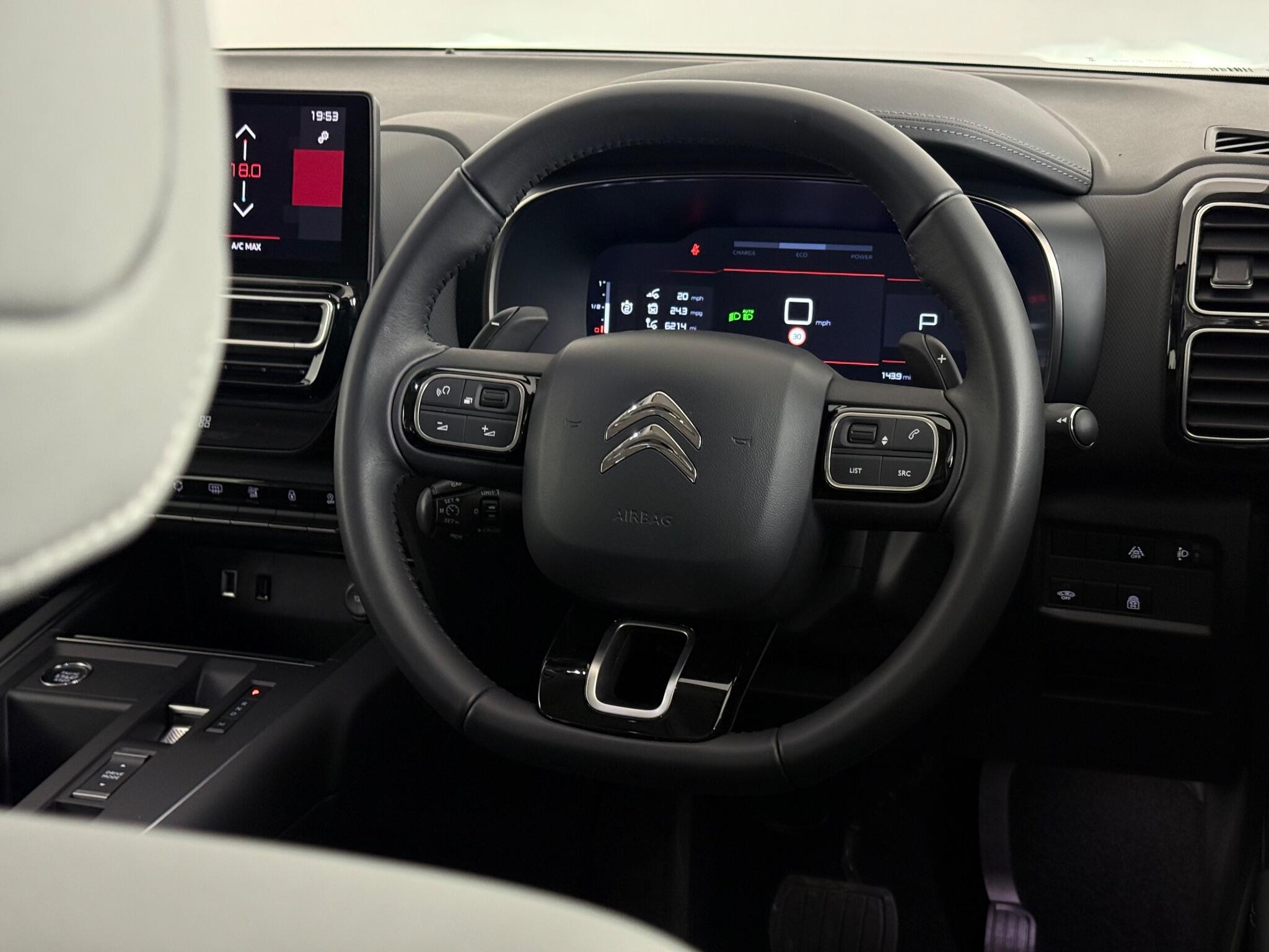 Citroen C5 Aircross view 19