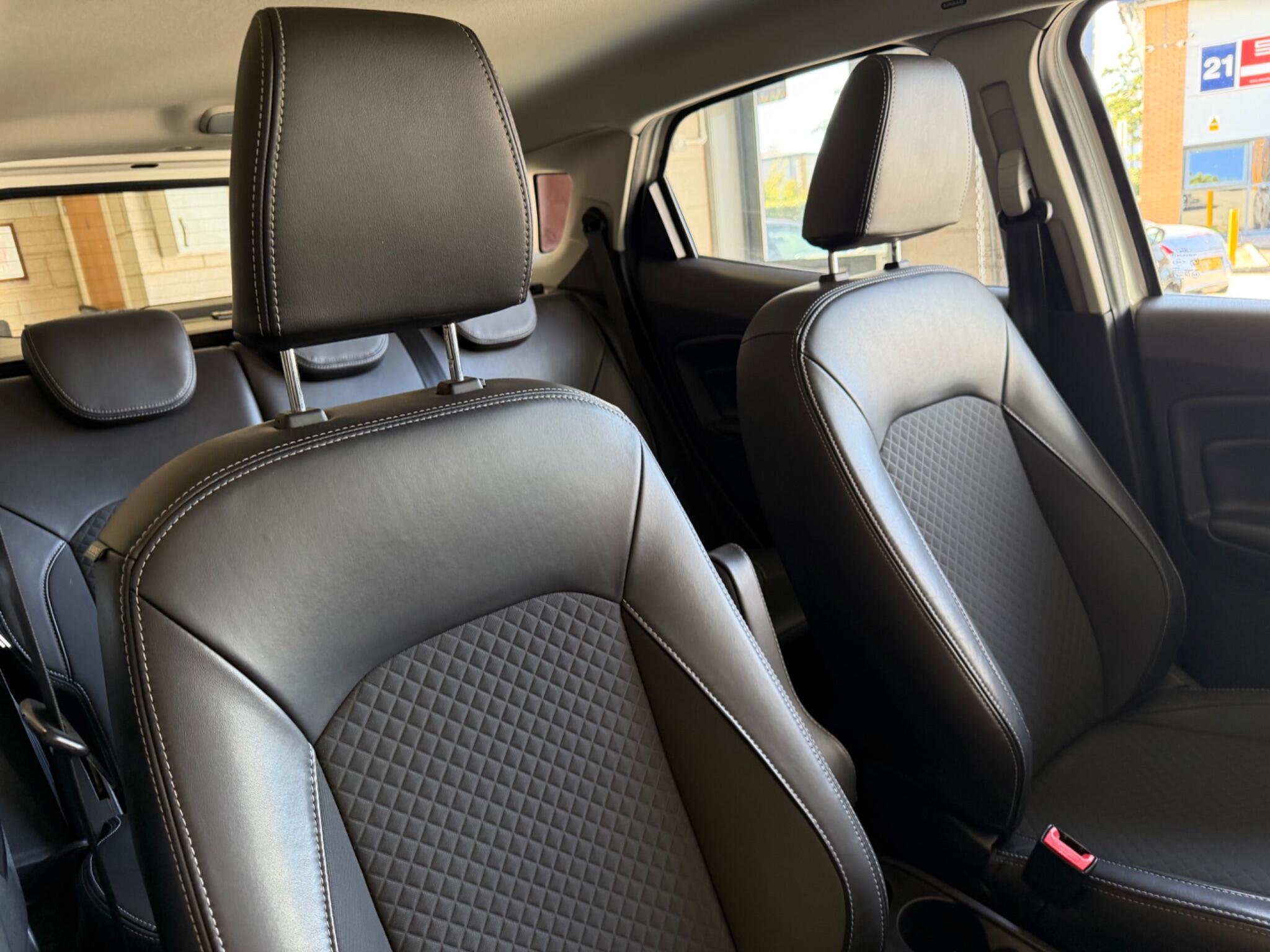Ford Ecosport view 18