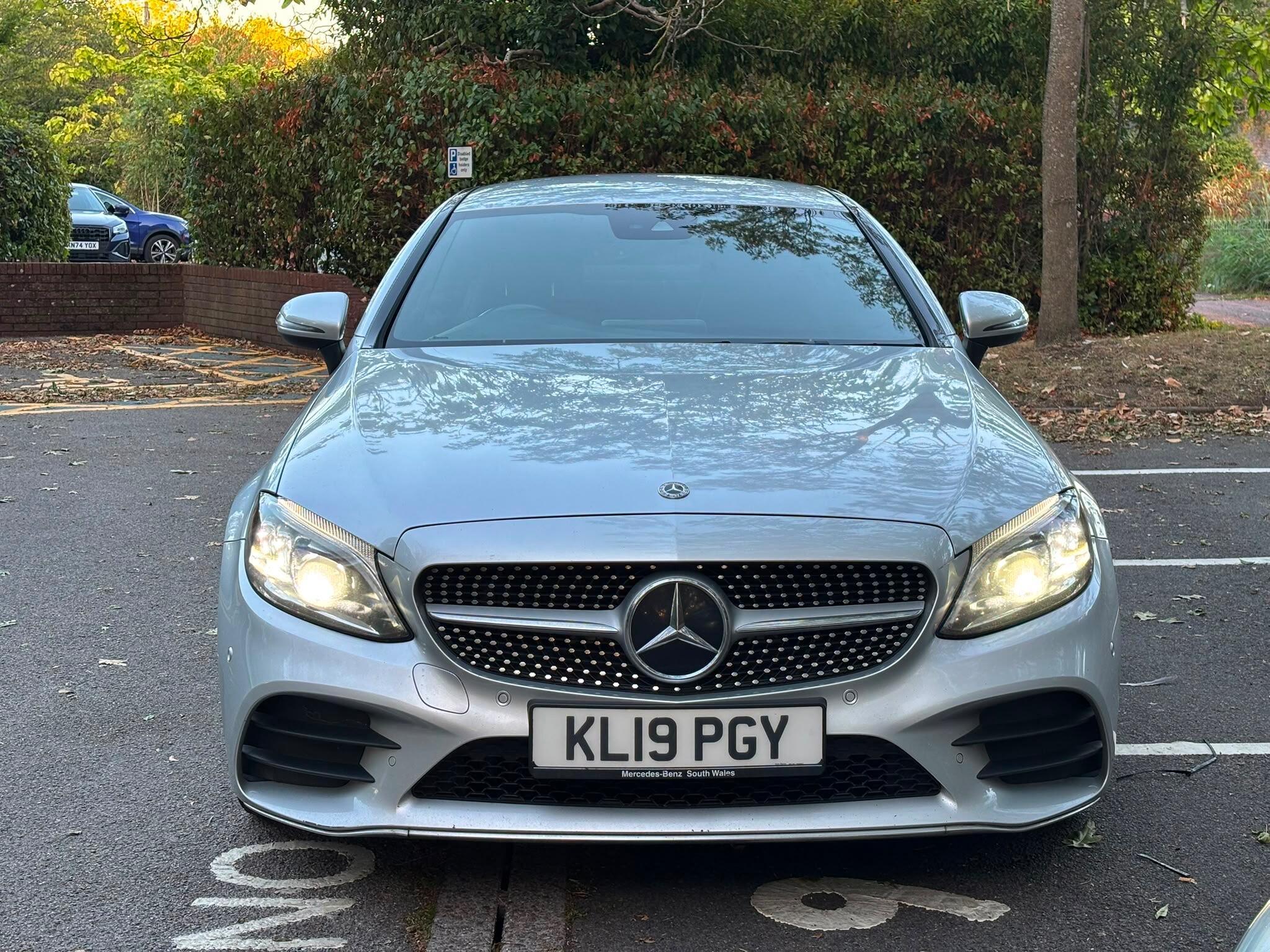 Mercedes-Benz C-Class view 9