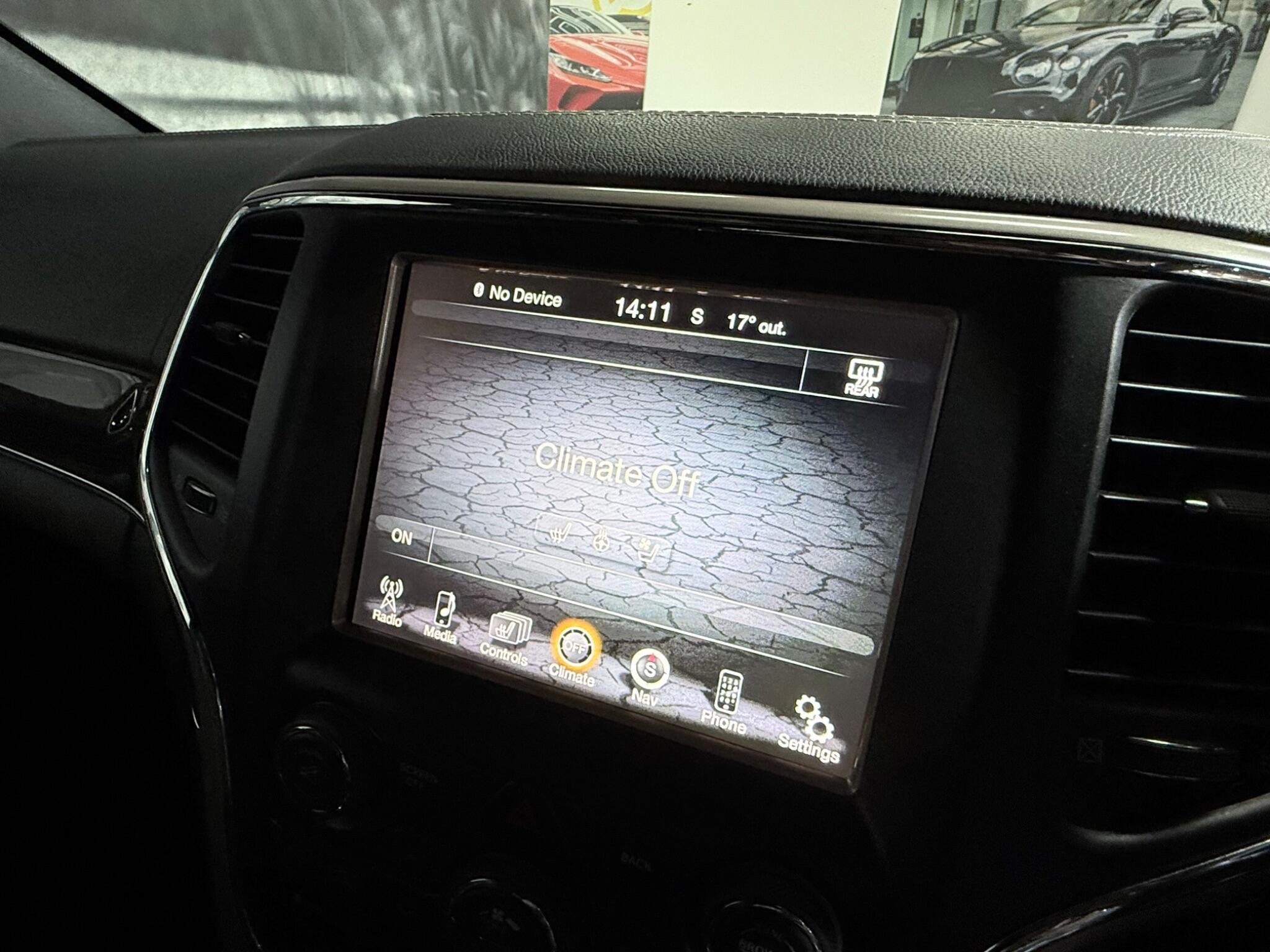 Jeep Grand Cherokee view 41