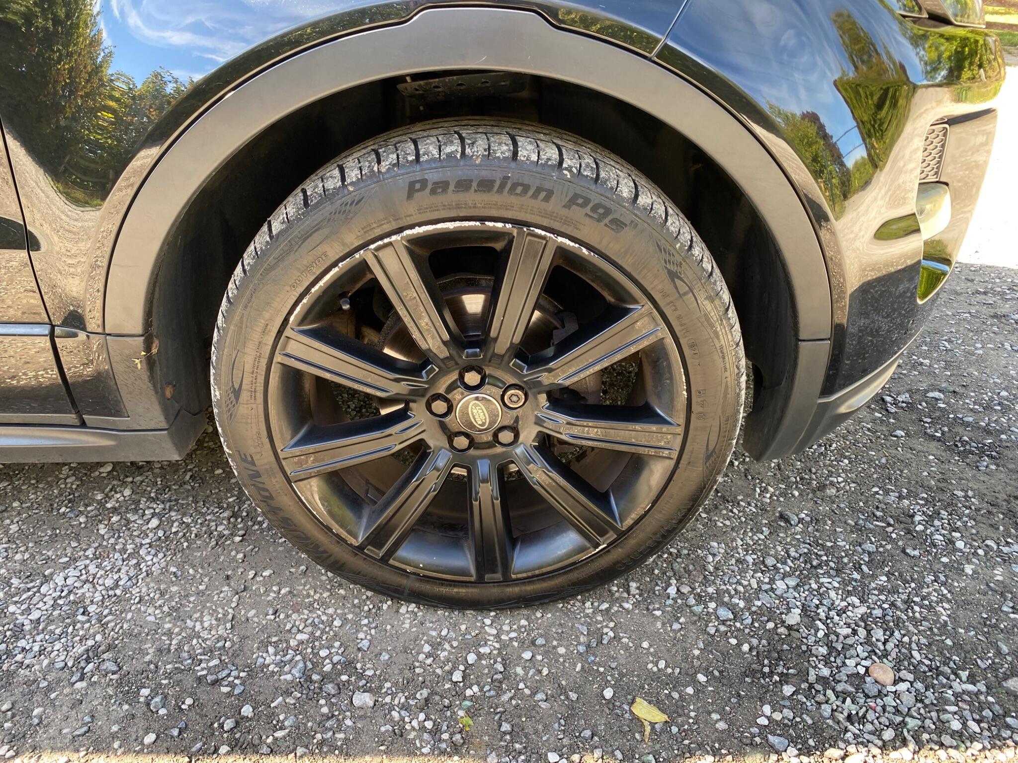 Land Rover Range Rover Evoque view 43