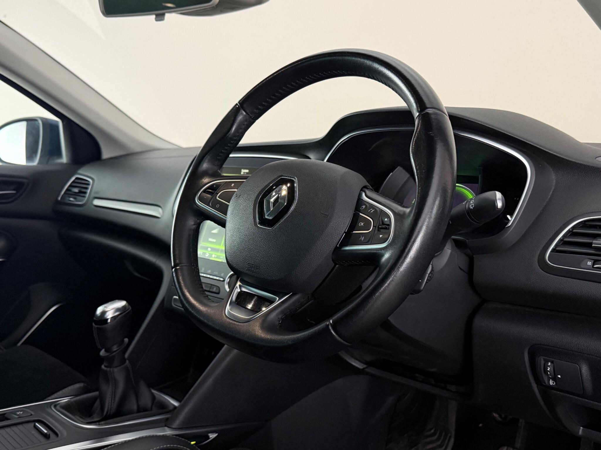 Renault Megane view 3