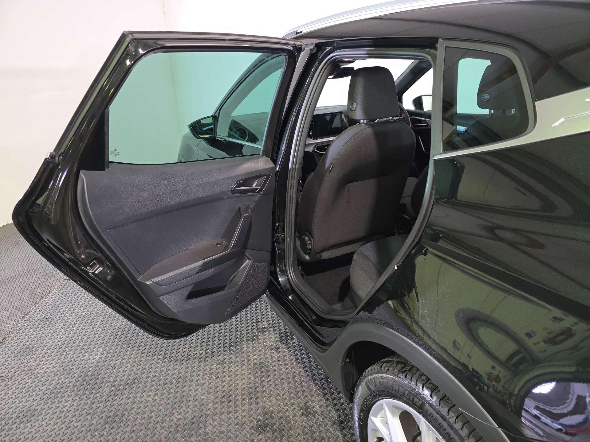 SEAT Arona view 49