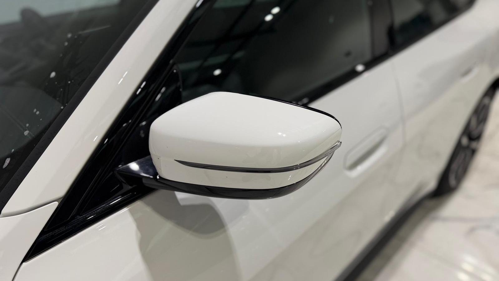 BMW I4 view 51