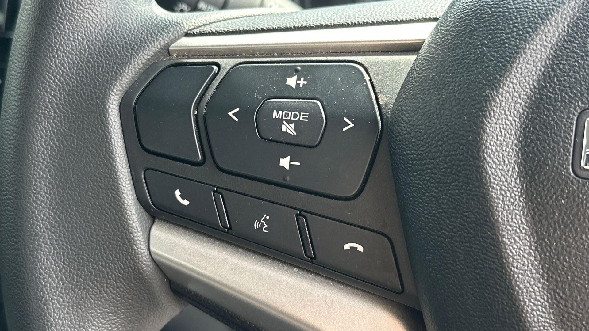 Isuzu D-Max view 15