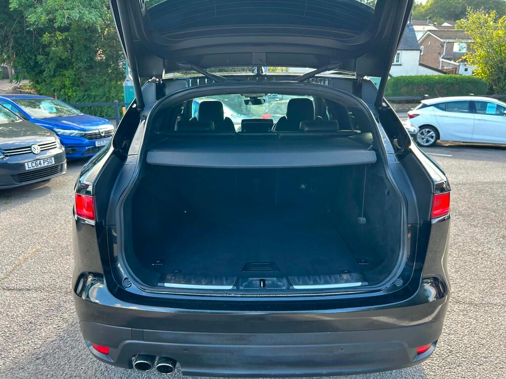Jaguar F-Pace view 19