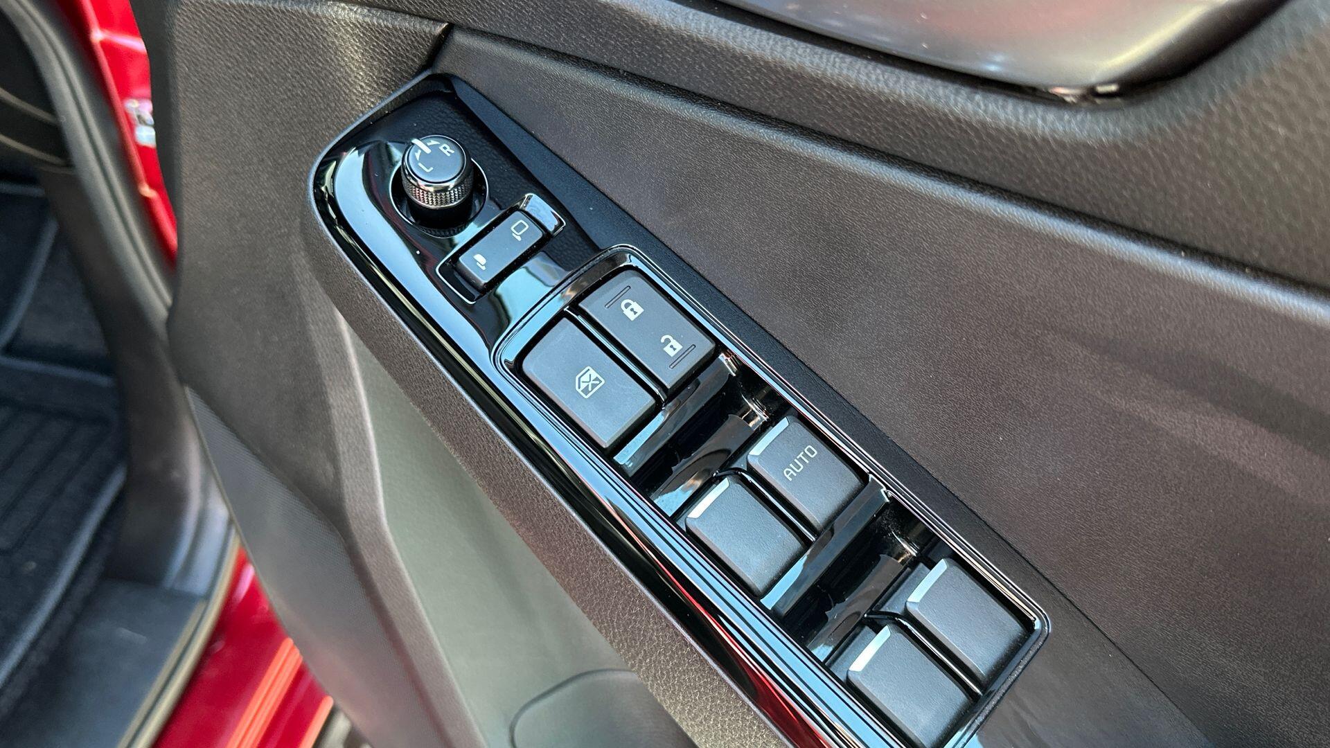 Isuzu D-Max view 20