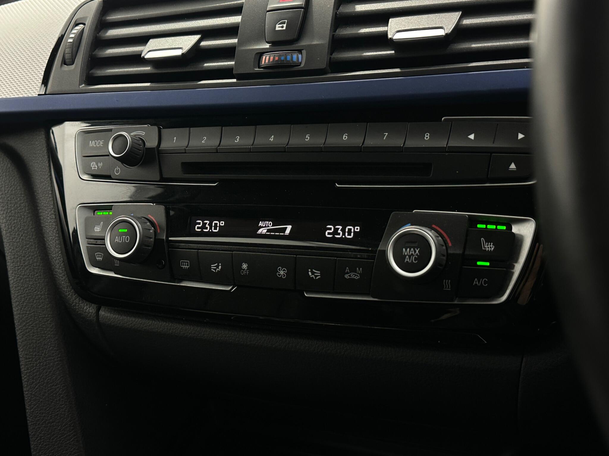BMW 3 Series view 21