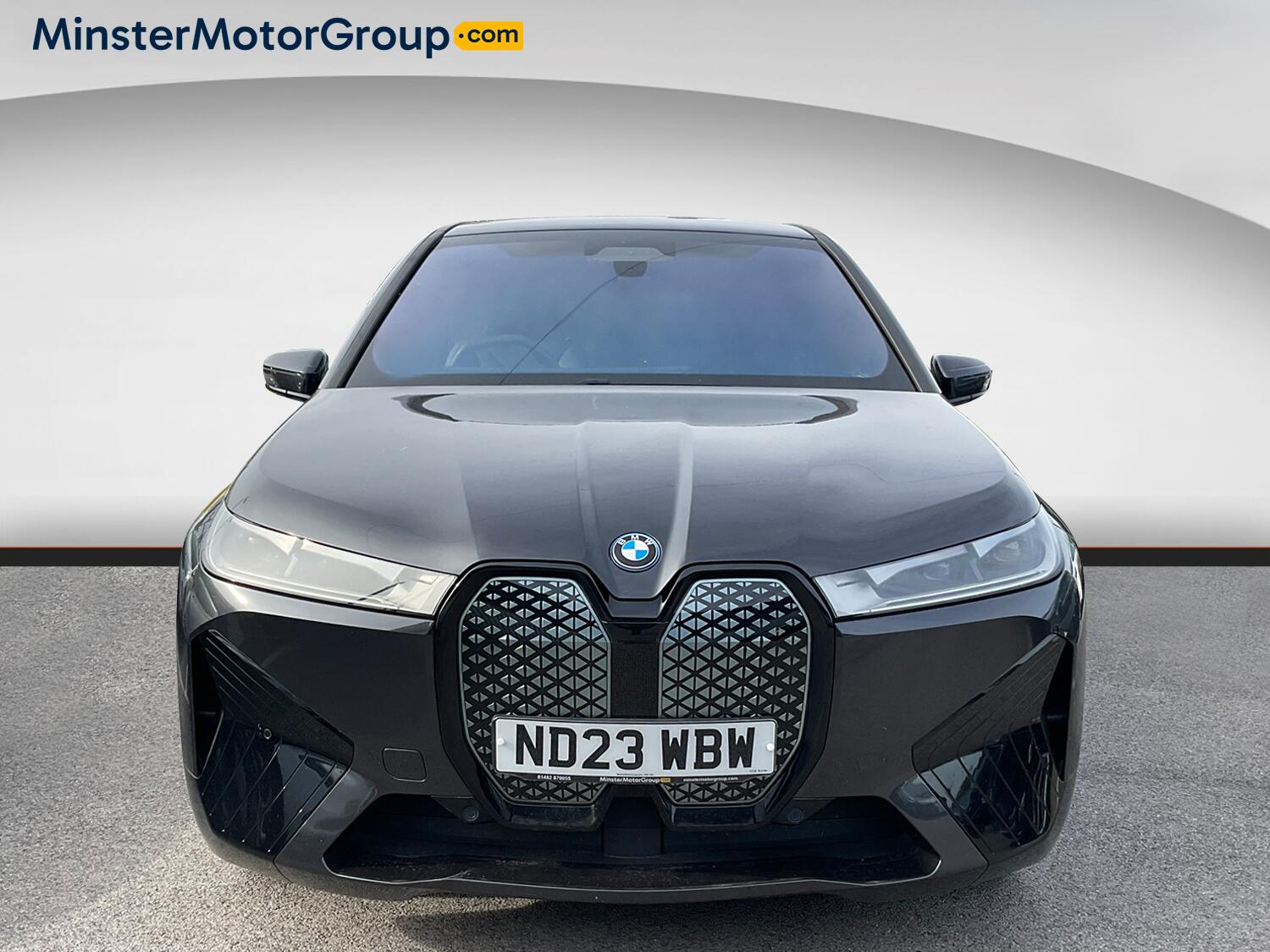 BMW Ix view 5