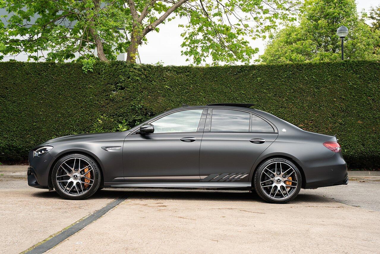 Mercedes-Benz E-Class view 10